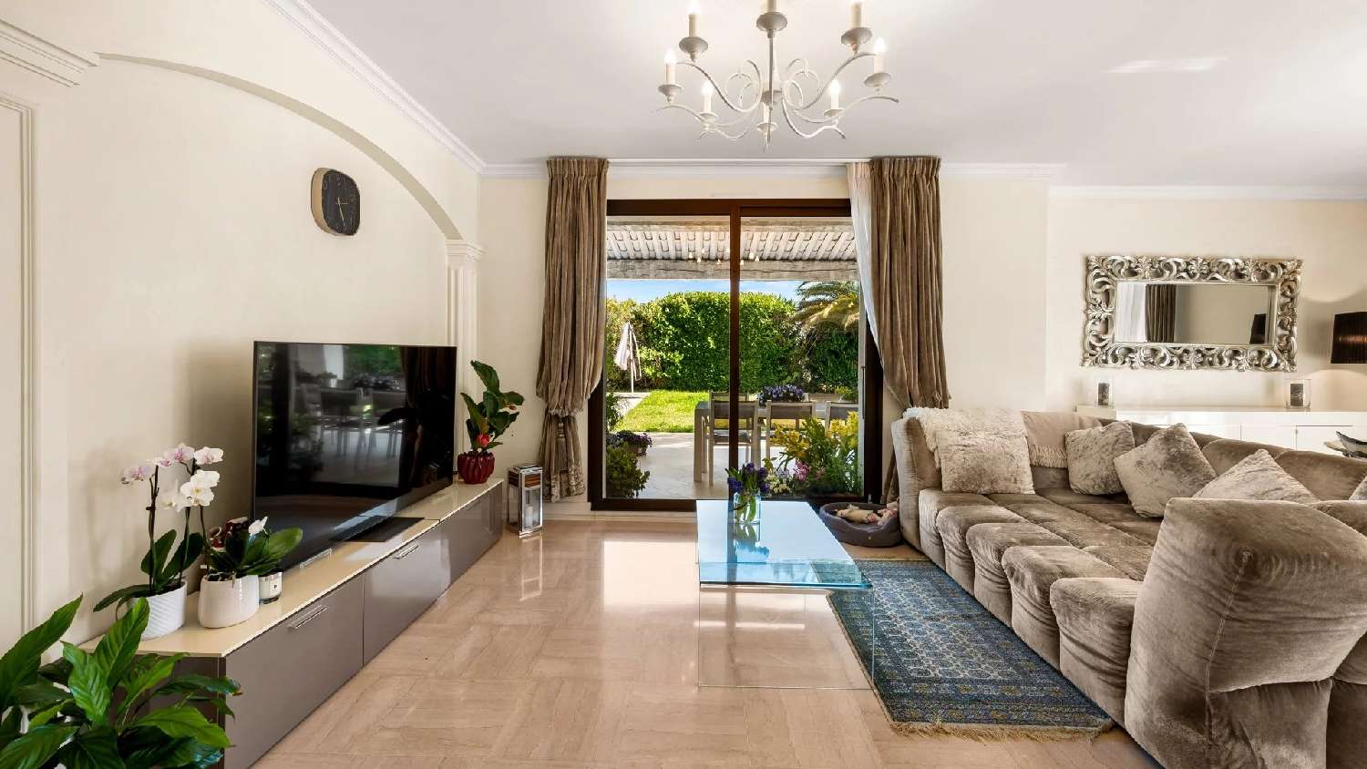  for sale villa Villeneuve-Loubet Alpes-Maritimes 6