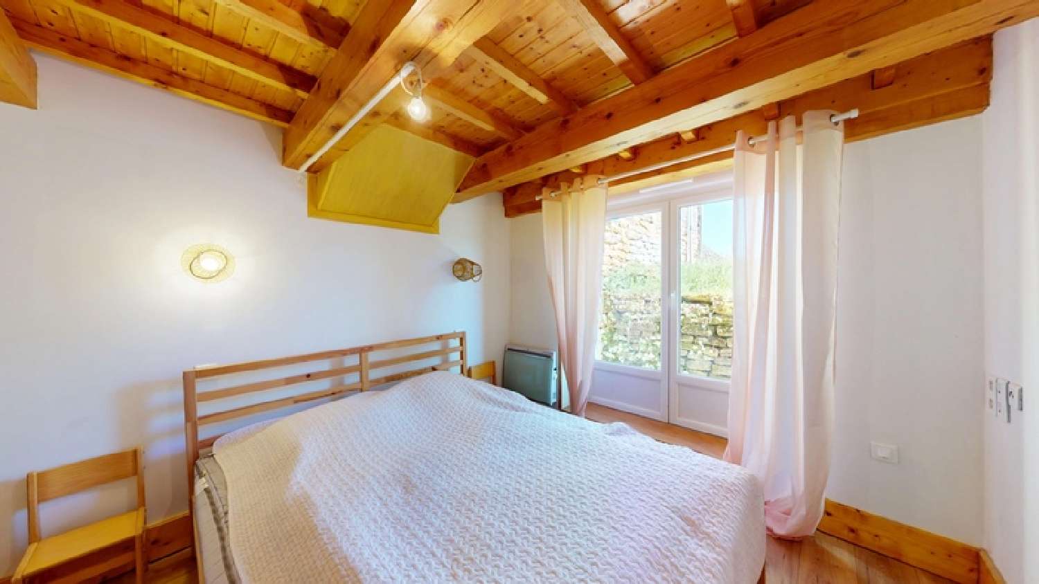  à vendre maison de village Bièvres Ardennes 2