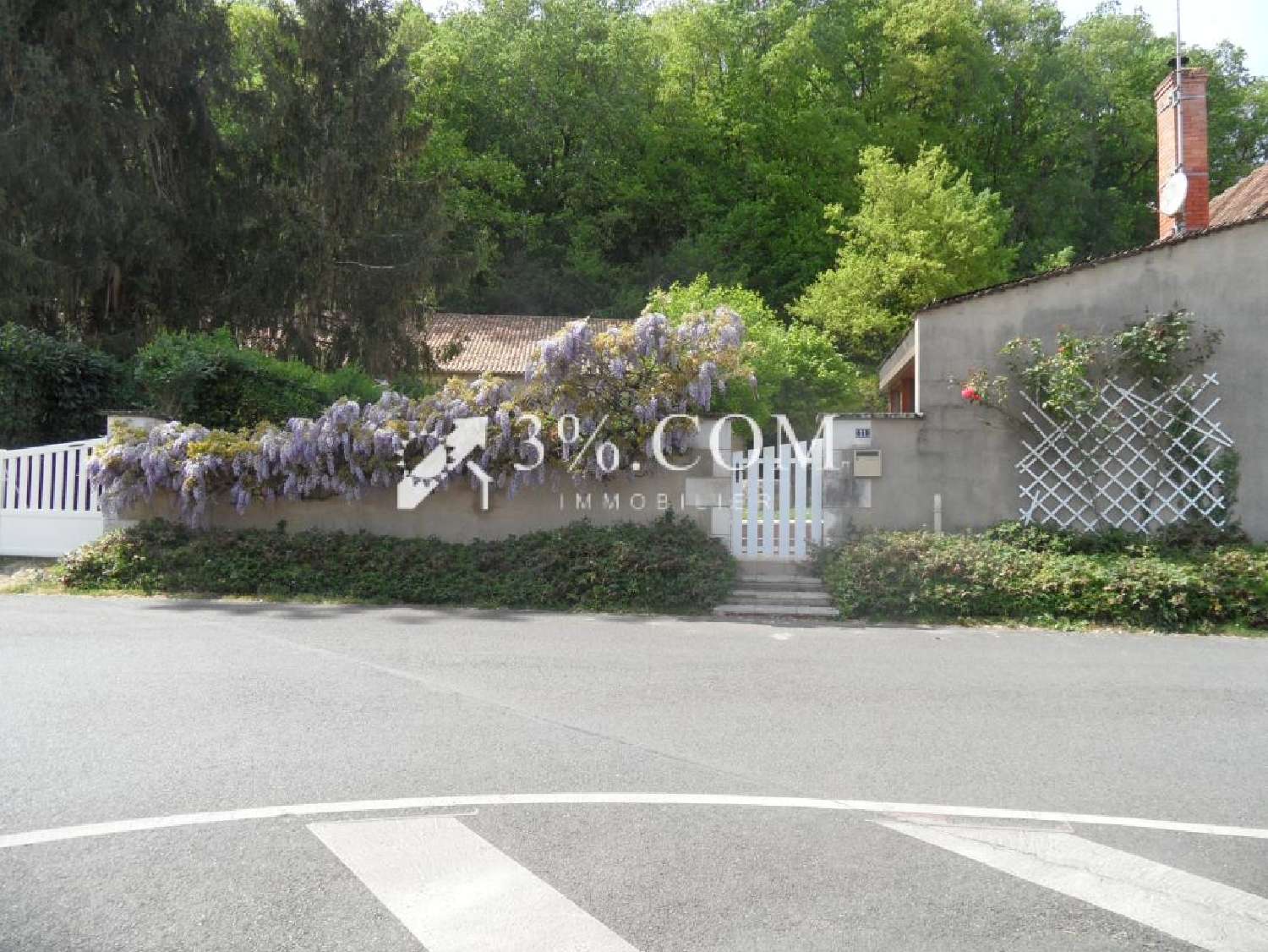  en venta casa de pueblo Bonnes Vienne 1