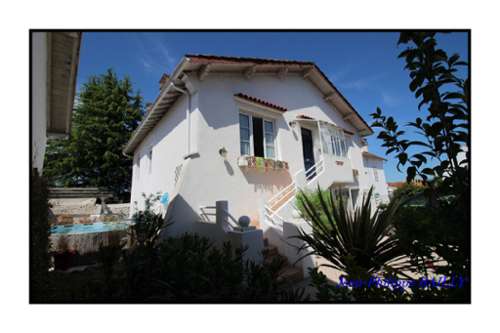 Bordes Pyrénées-Atlantiques Dorfhaus Bild 7311963