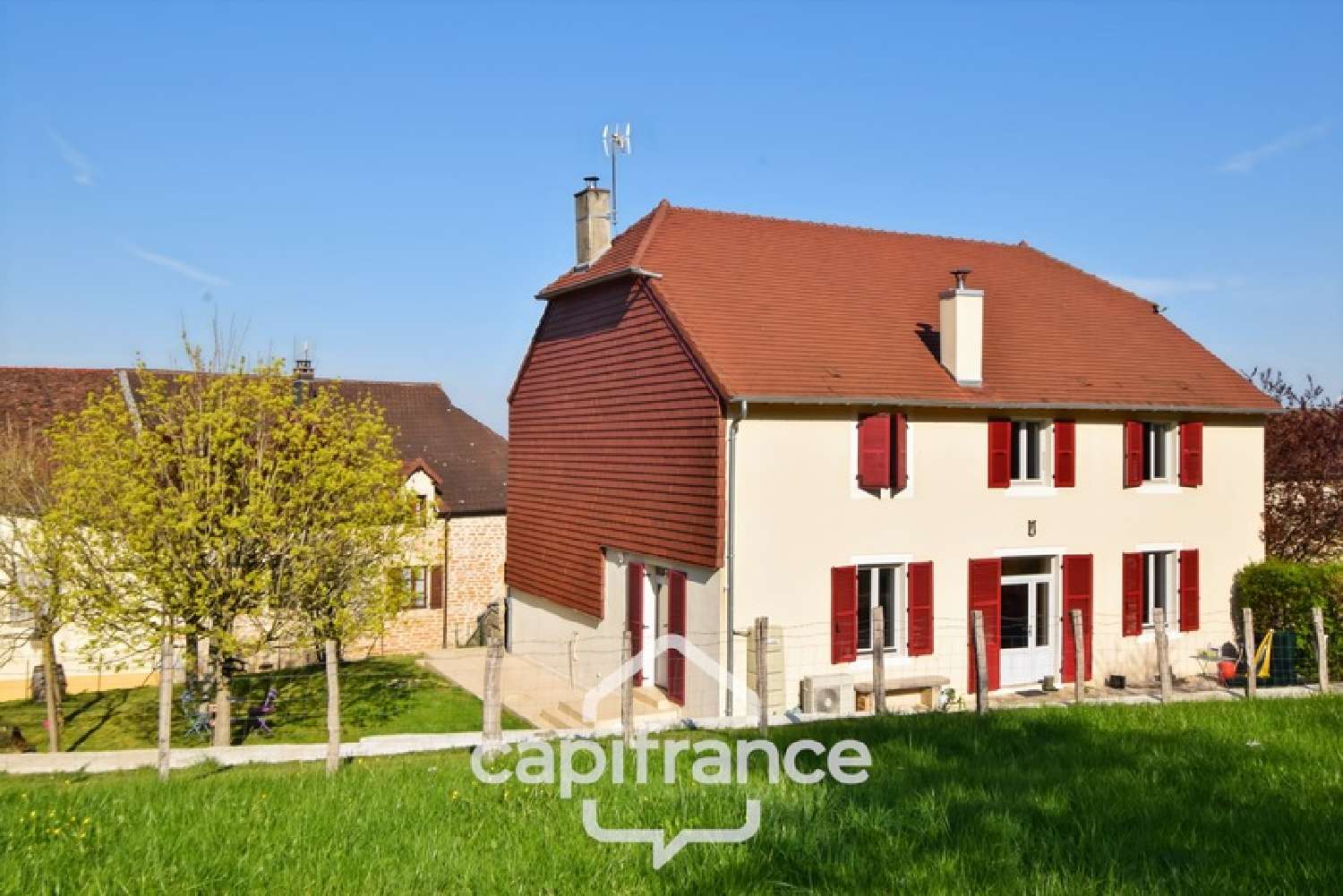  kaufen Dorfhaus Maynal Jura 1