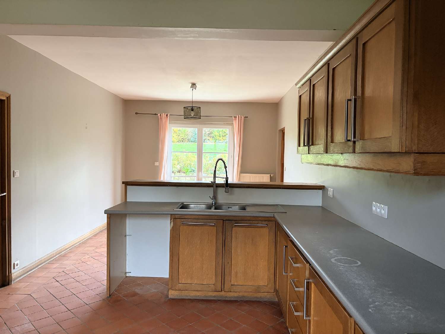  for sale village house Nouvion-et-Catillon Aisne 3