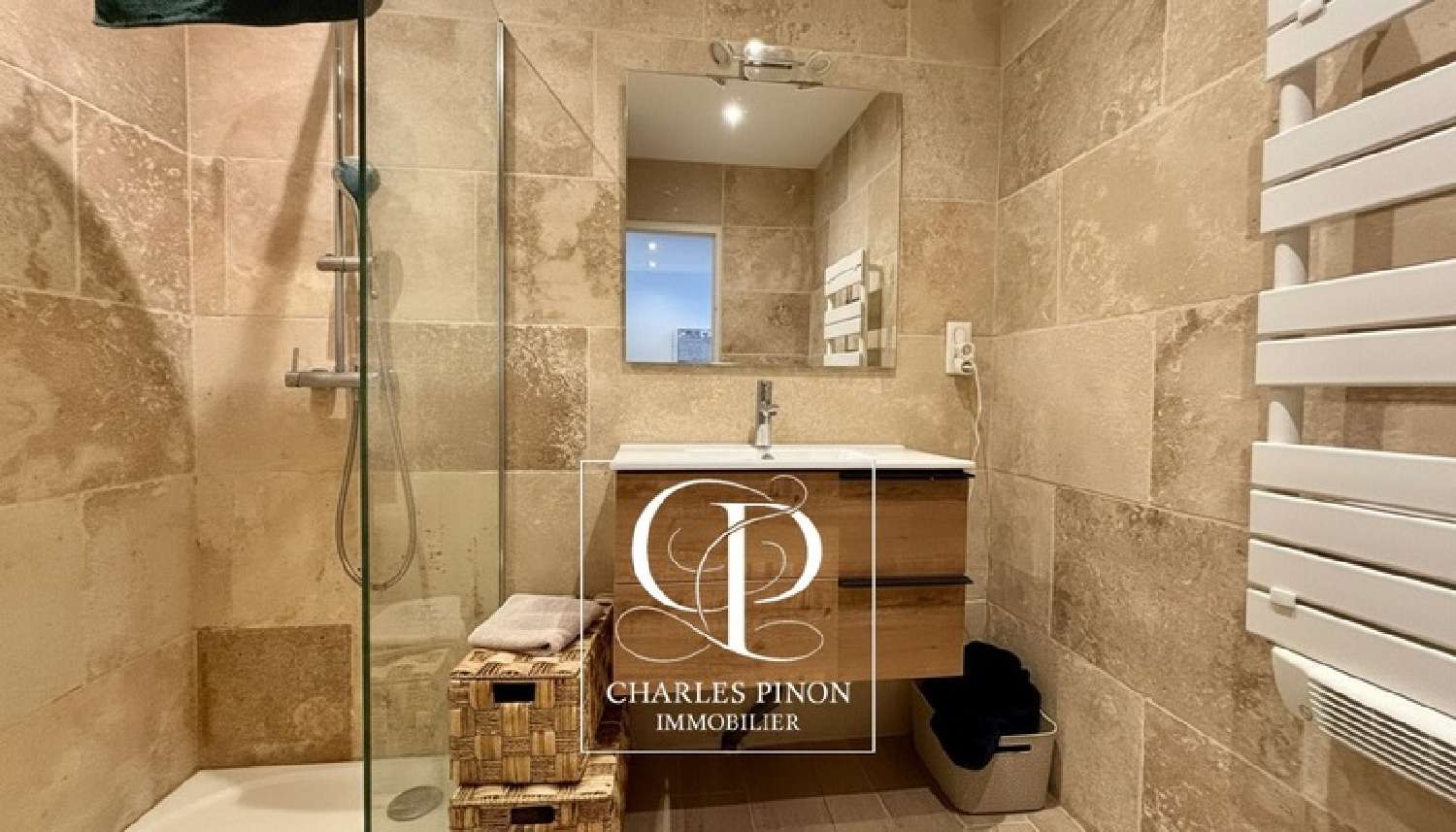  te koop dorpshuis Saint-Cannat Bouches-du-Rhône 6