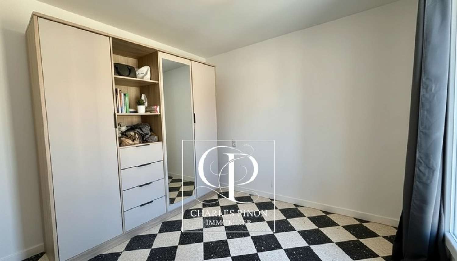  te koop dorpshuis Saint-Cannat Bouches-du-Rhône 8