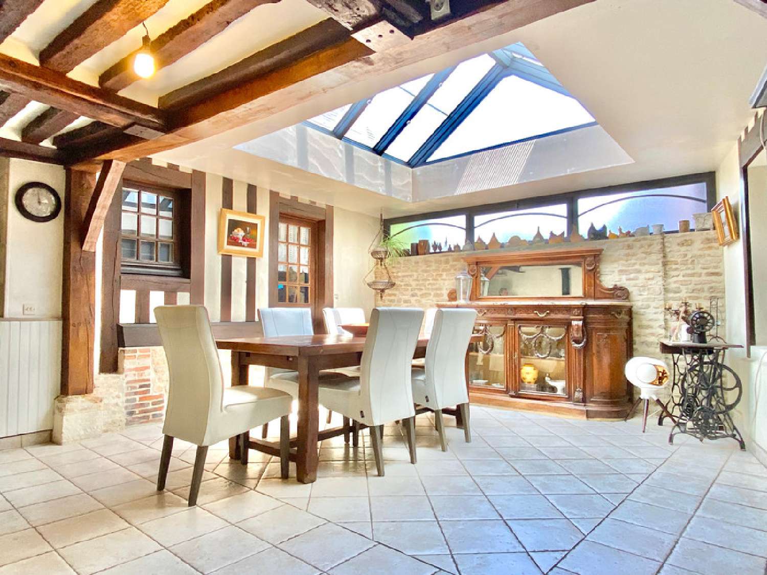  à vendre maison de village Saint-Julien-le-Faucon Calvados 3