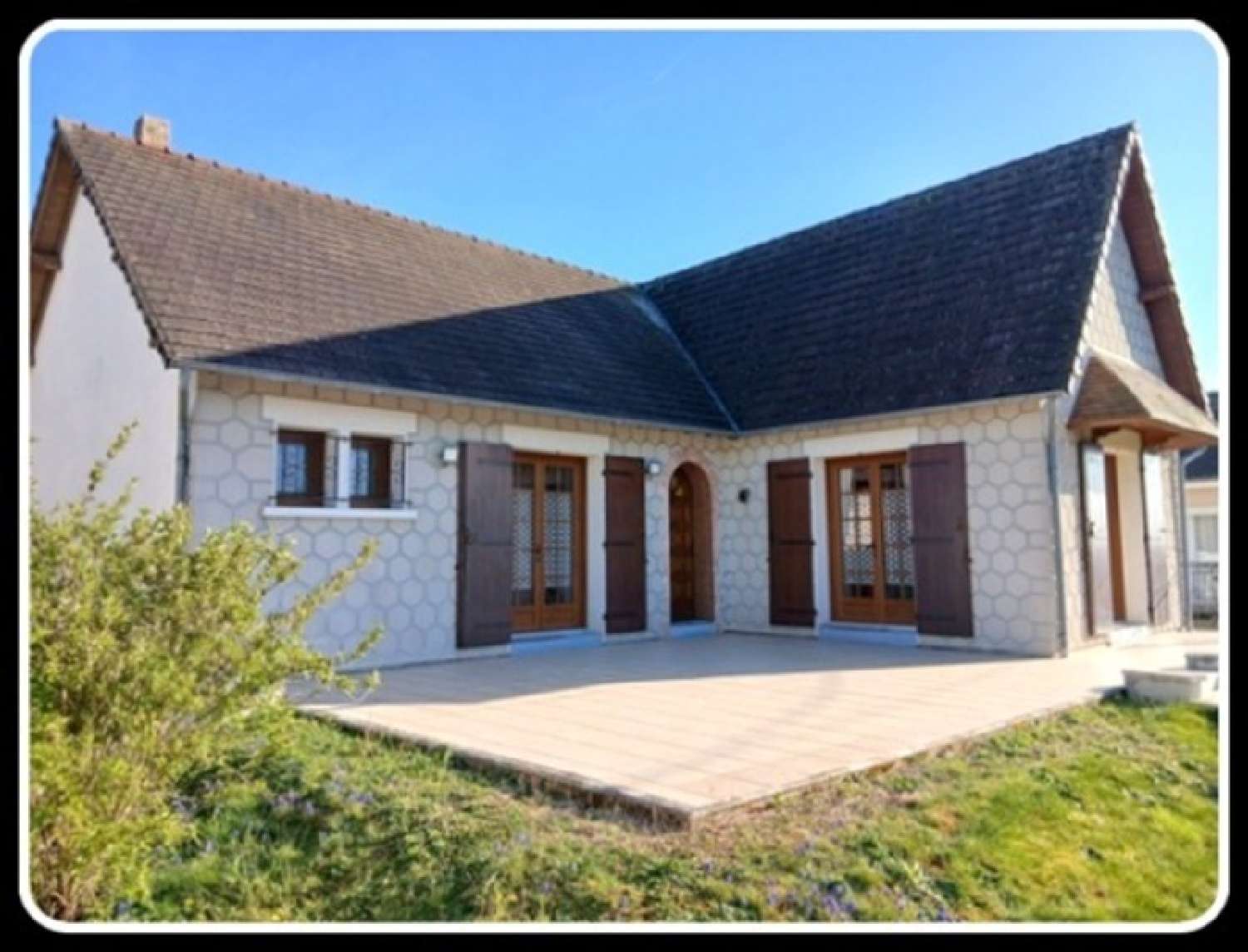  for sale village house Trévol Allier 1