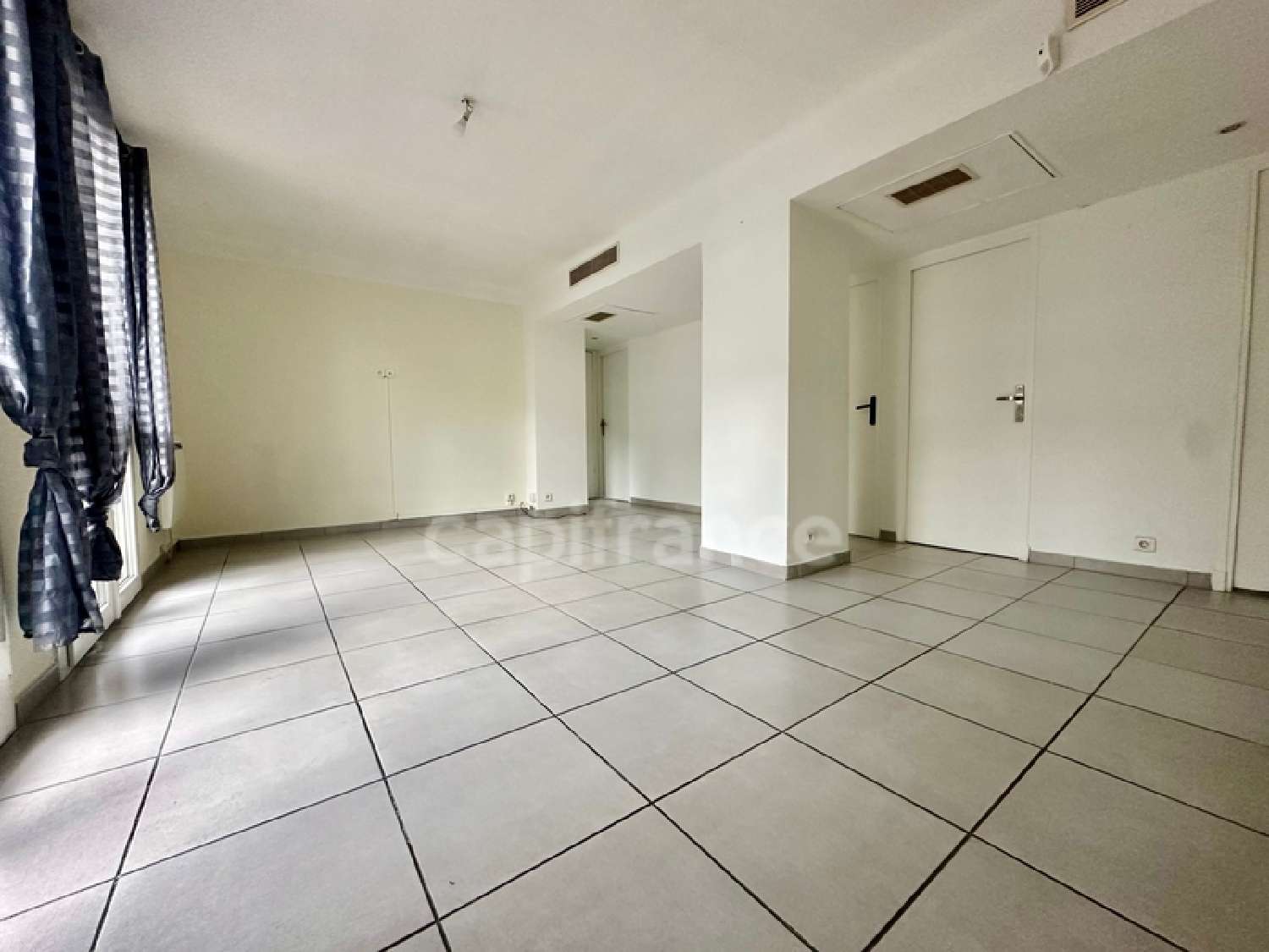  à vendre appartement Aix-en-Provence Bouches-du-Rhône 5