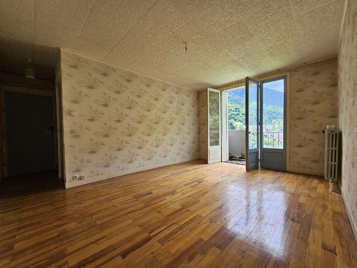 à vendre appartement Bagnères-de-Luchon Haute-Garonne 1