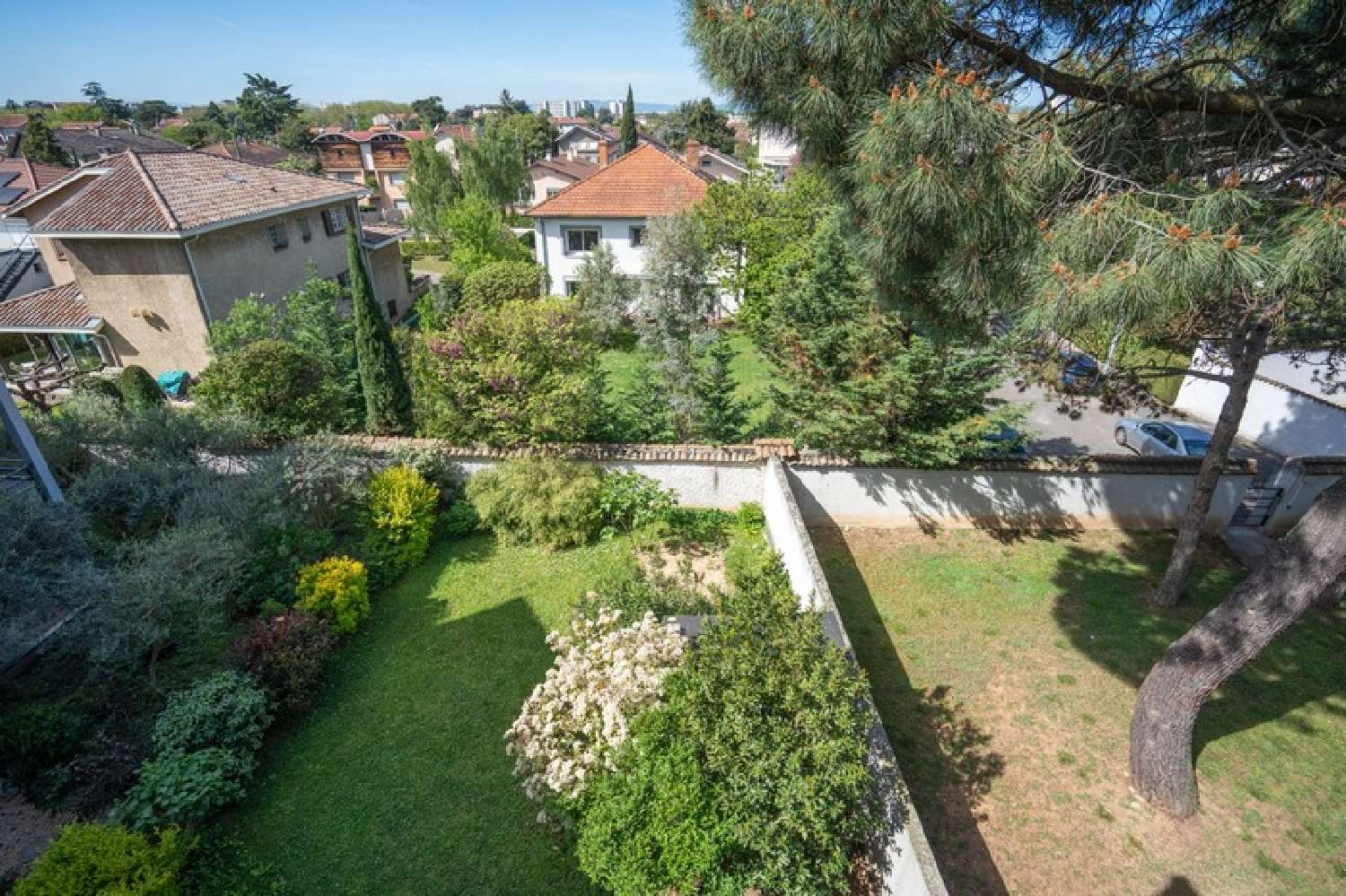  for sale apartment Bron Rhône 2