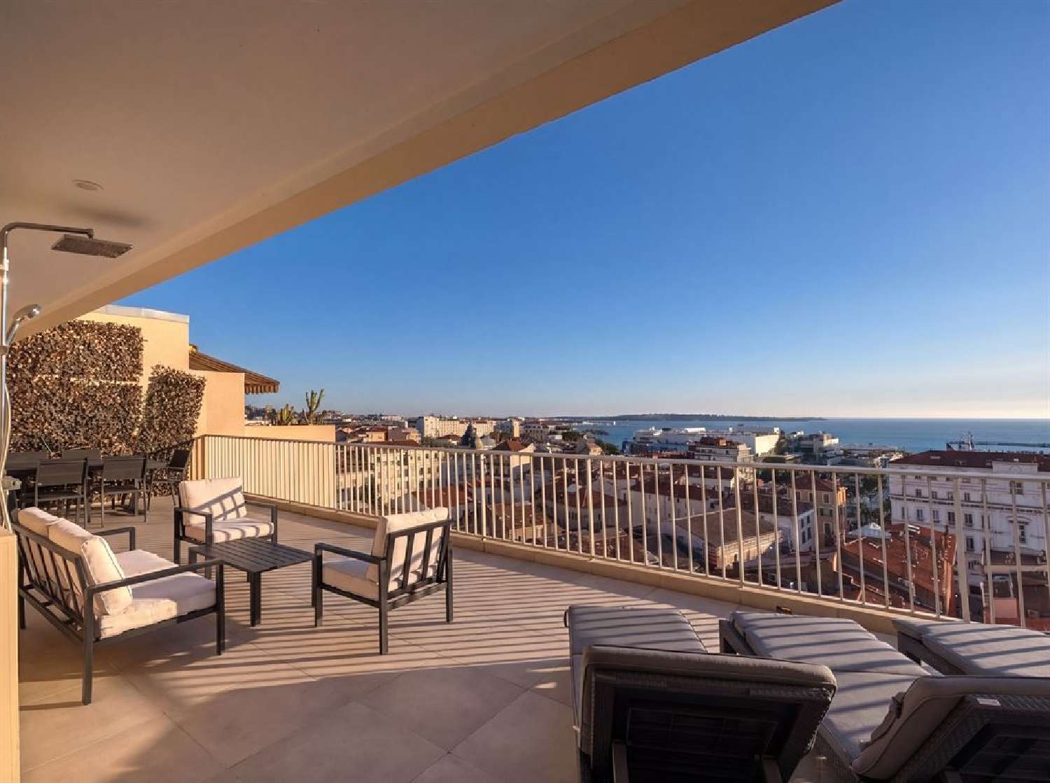  à vendre appartement Cannes Alpes-Maritimes 2
