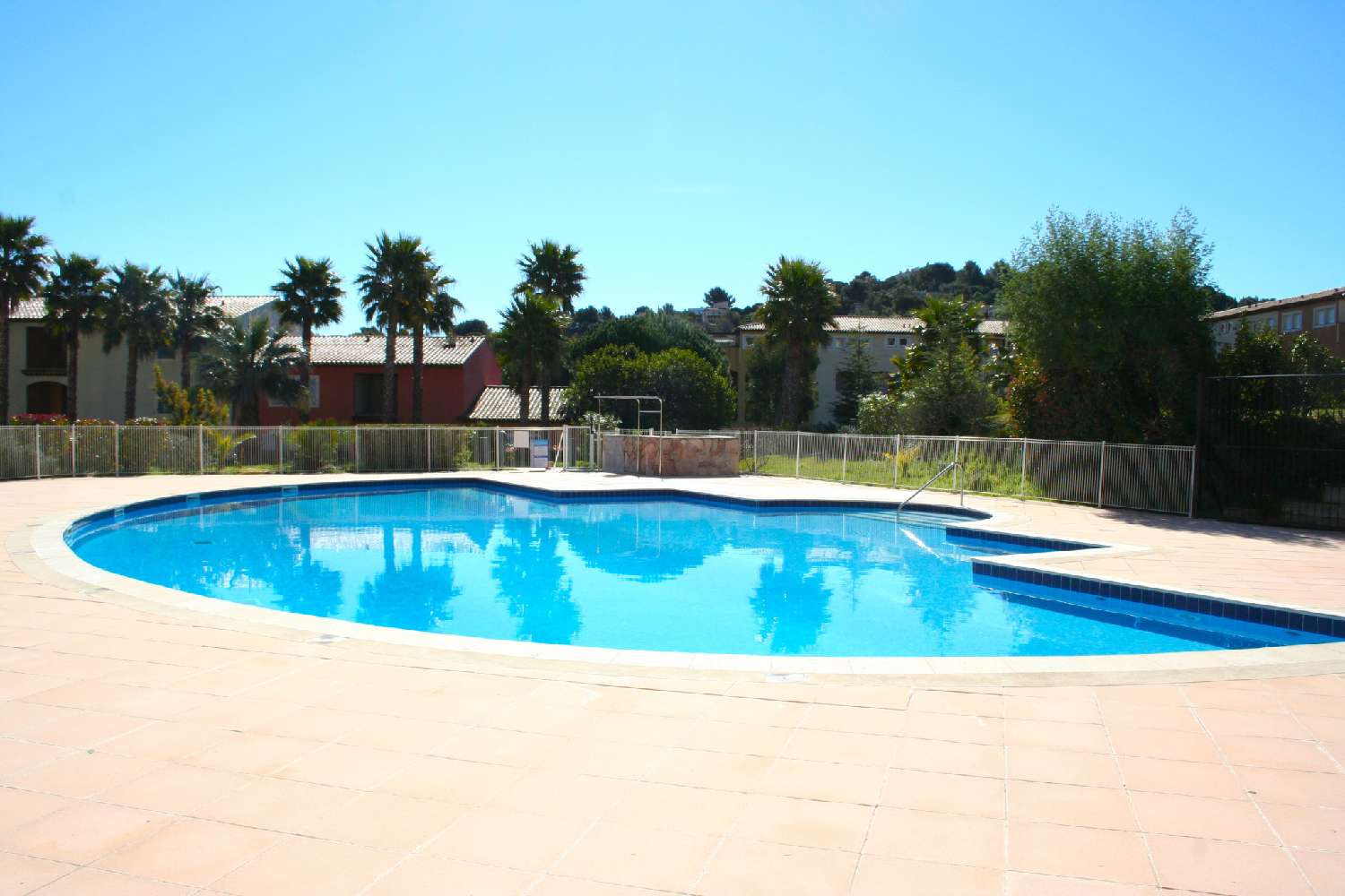  for sale apartment Cavalaire-sur-Mer Var 3