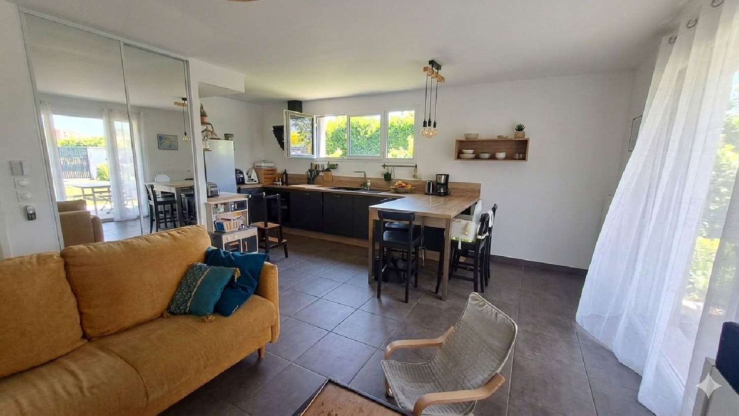  for sale apartment Challes-les-Eaux Savoie 1