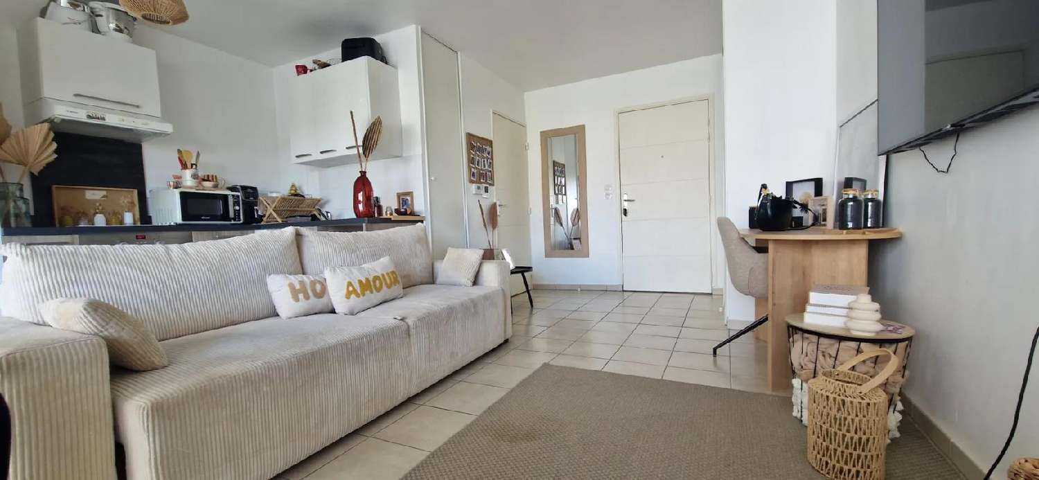  for sale apartment Décines-Charpieu Rhône 1