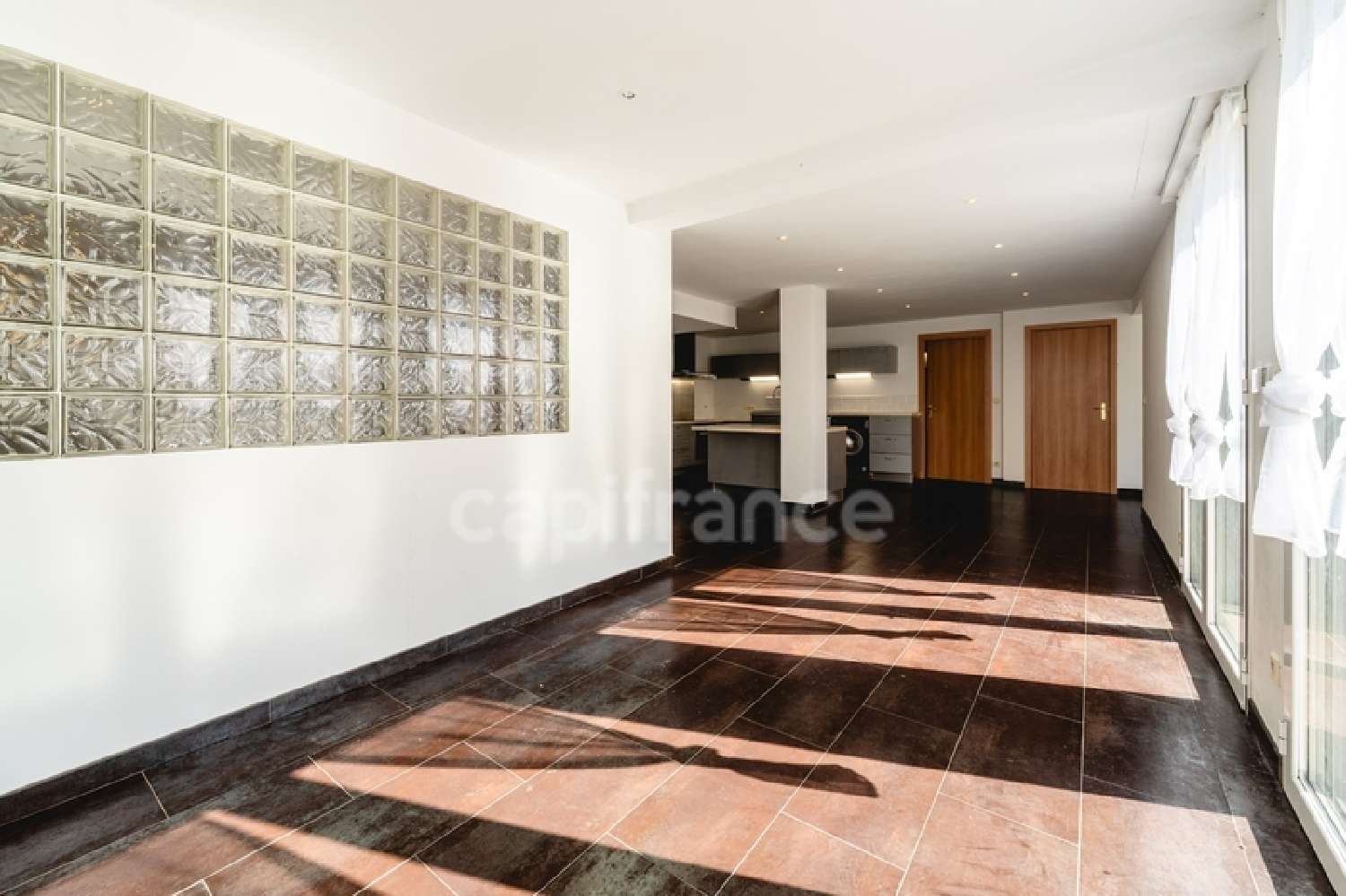 à vendre appartement Divonne-les-Bains Ain 3