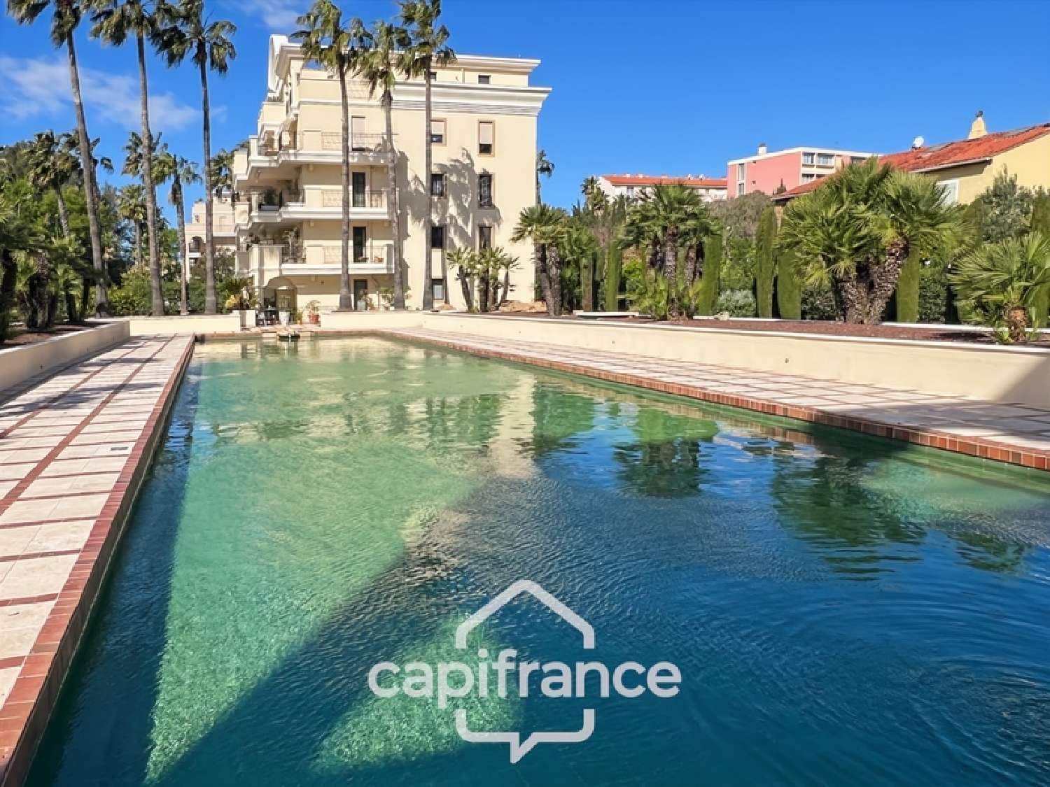 te koop appartement Hyères Var 2