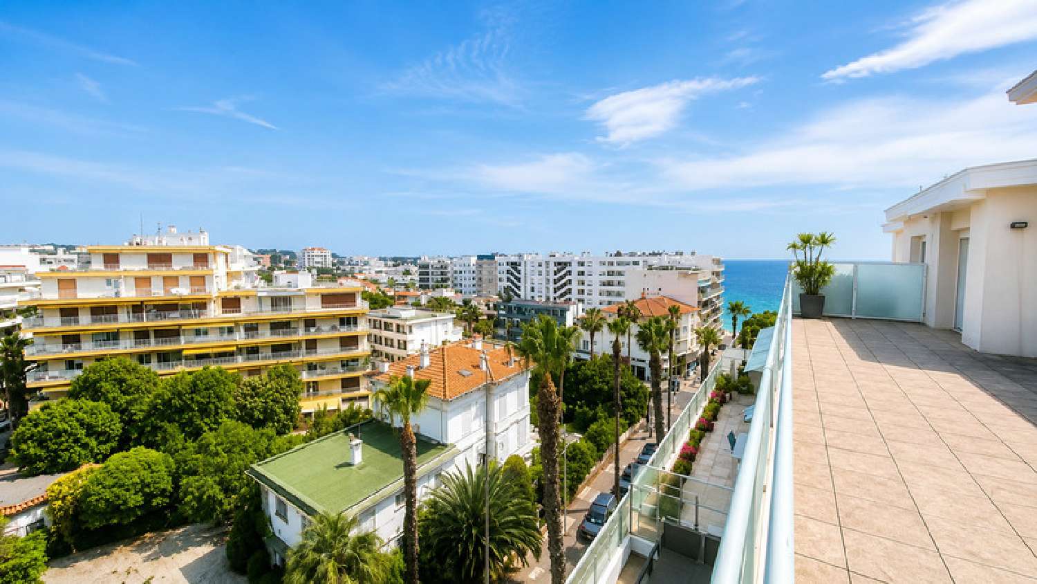  te koop appartement Juan-les-Pins Alpes-Maritimes 1