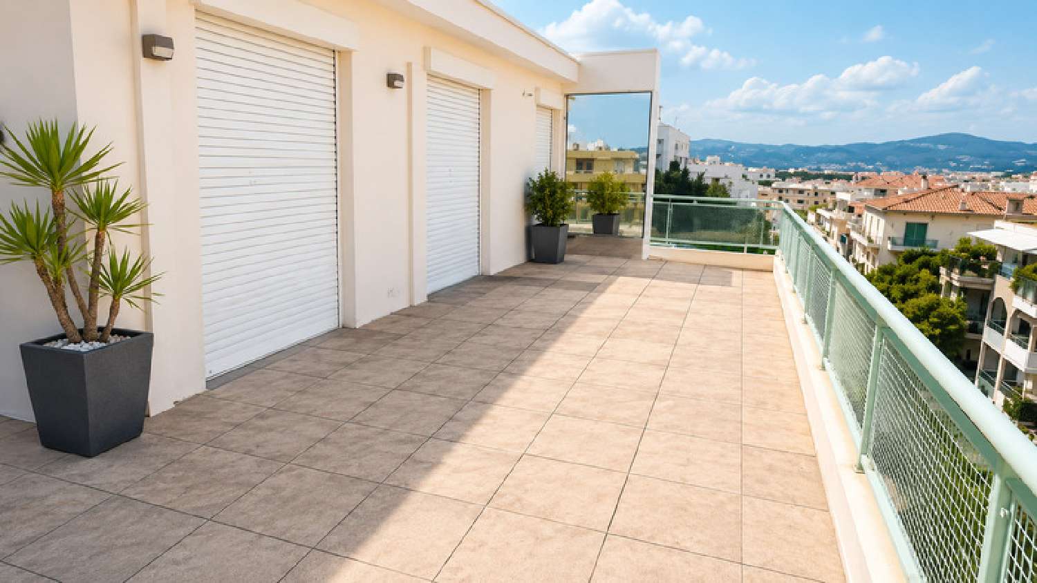  te koop appartement Juan-les-Pins Alpes-Maritimes 3