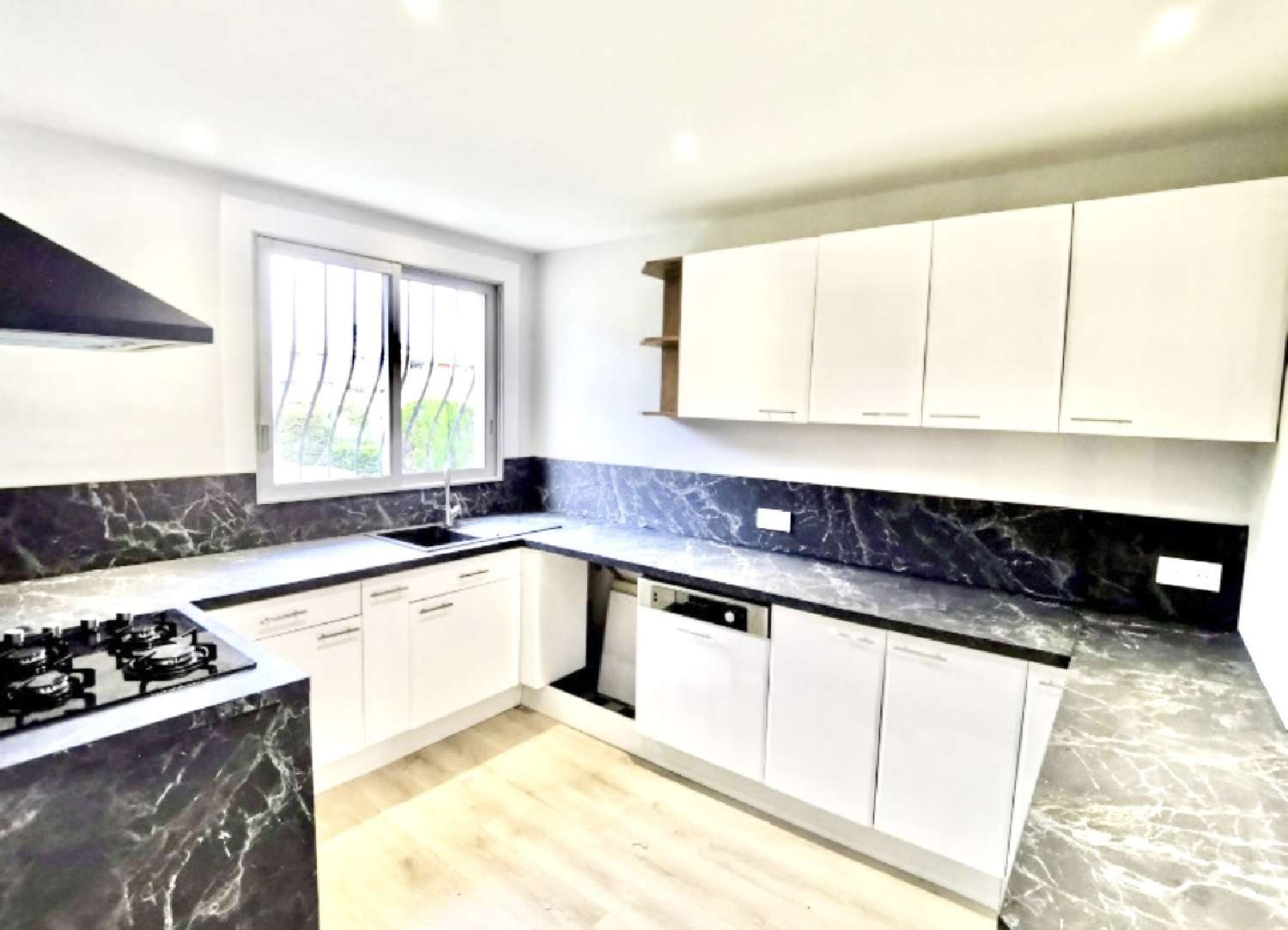 à vendre appartement Le Cannet Alpes-Maritimes 4