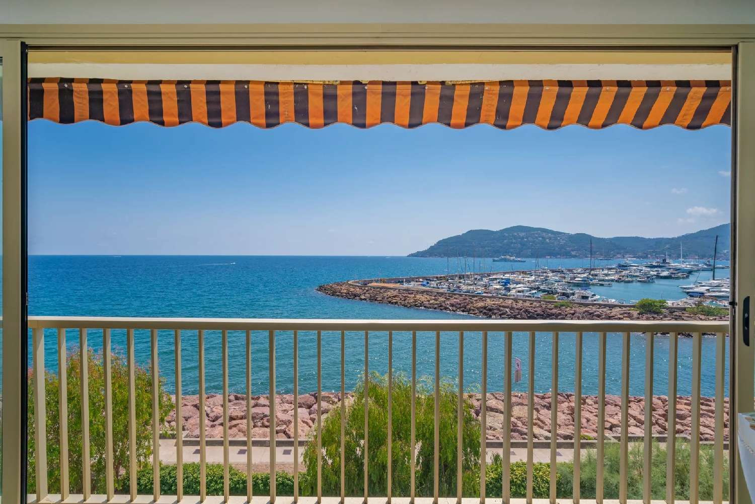  à vendre appartement Mandelieu-la-Napoule Alpes-Maritimes 1