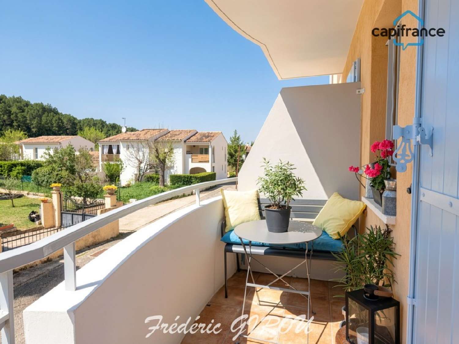  for sale apartment Meyrargues Bouches-du-Rhône 2
