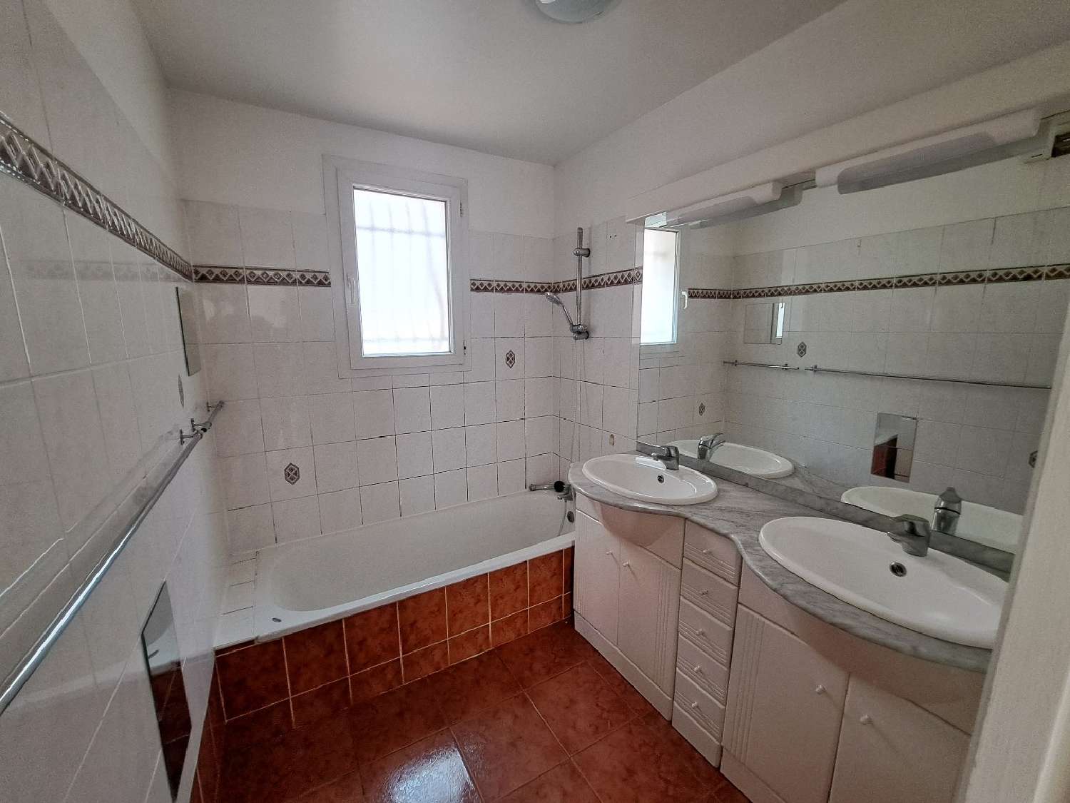  for sale apartment Mèze Hérault 5