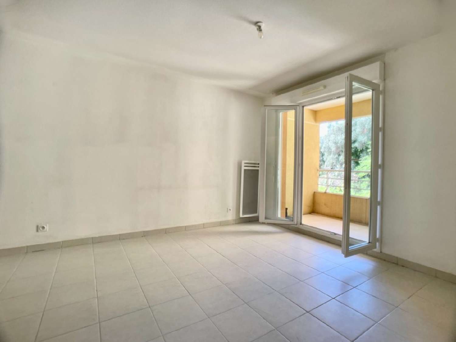  te koop appartement Saint-André Alpes-Maritimes 2
