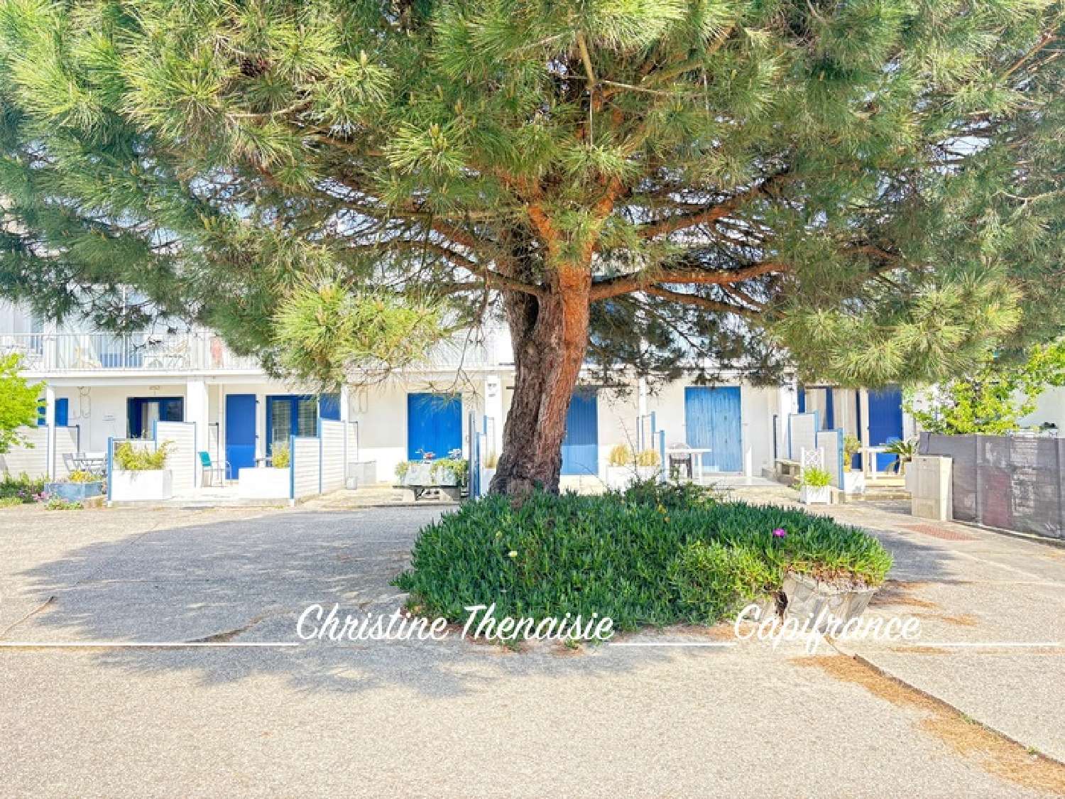  à vendre appartement Saint-Gilles-Croix-de-Vie Vendée 2