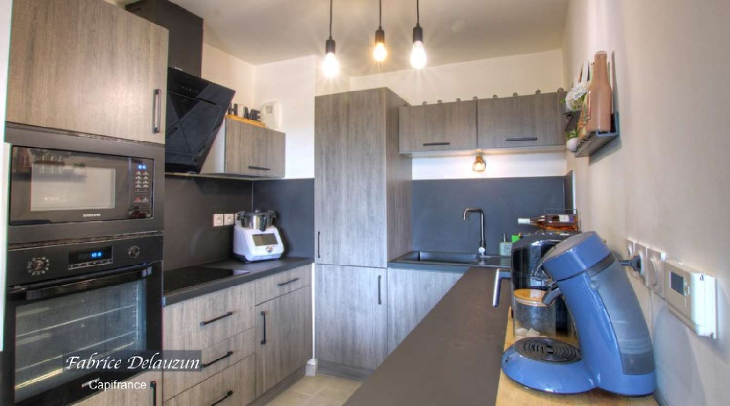  for sale apartment Saint-Martin-de-Crau Bouches-du-Rhône 5