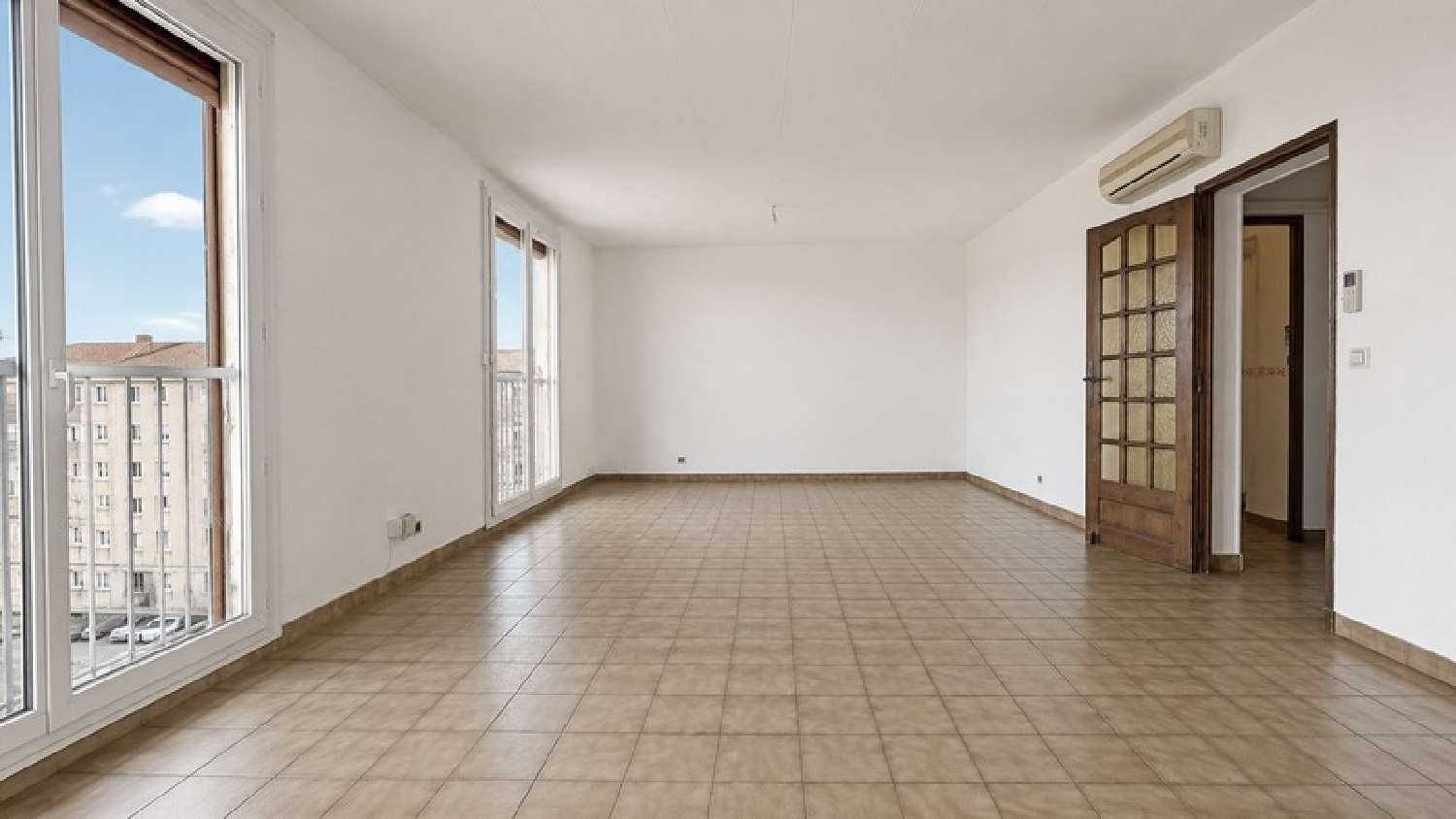 for sale apartment Salon-de-Provence Bouches-du-Rhône 3