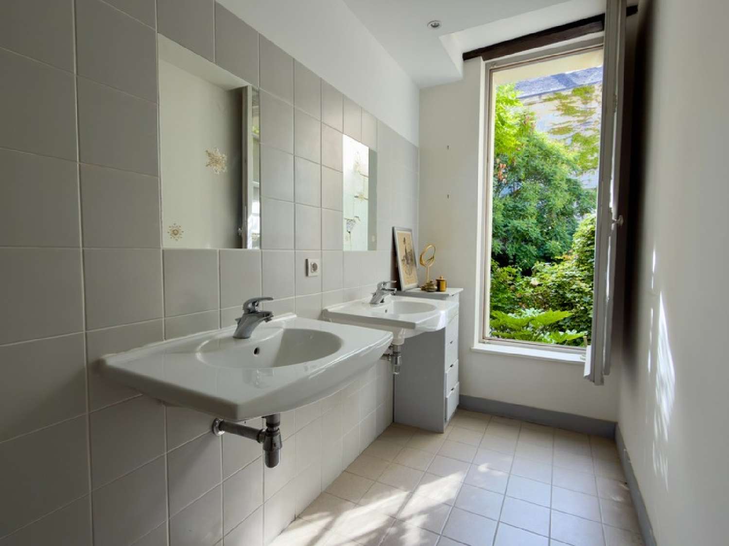 for sale apartment Saumur Maine-et-Loire 7