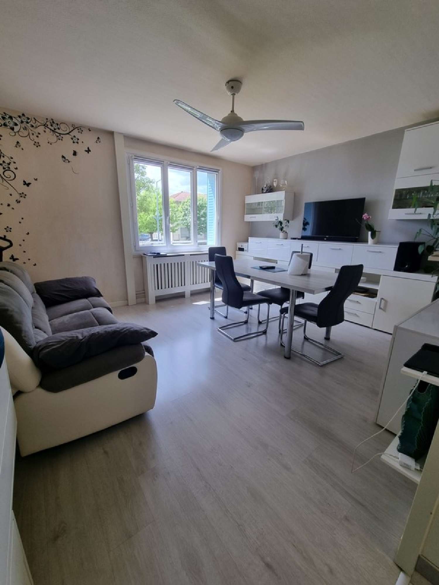 for sale apartment Vénissieux Rhône 1