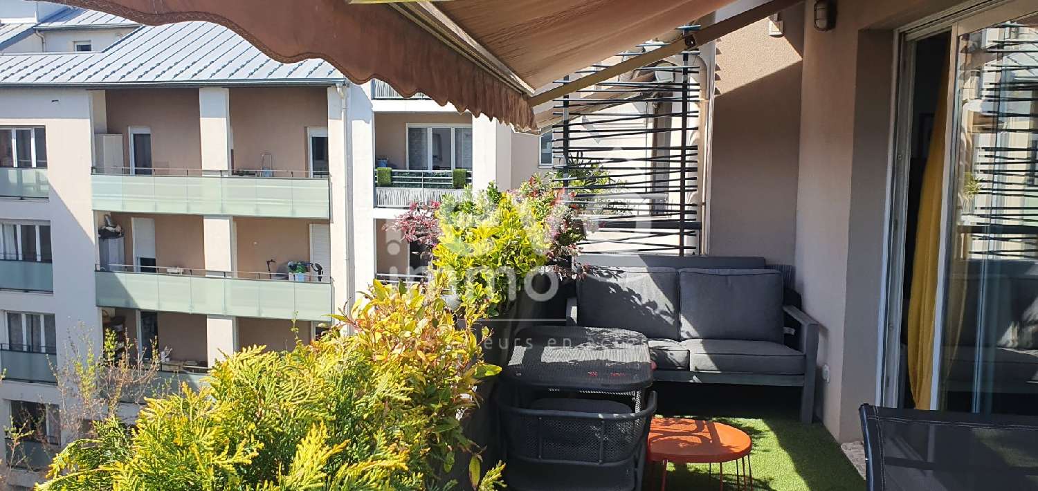  à vendre appartement Vénissieux Rhône 2