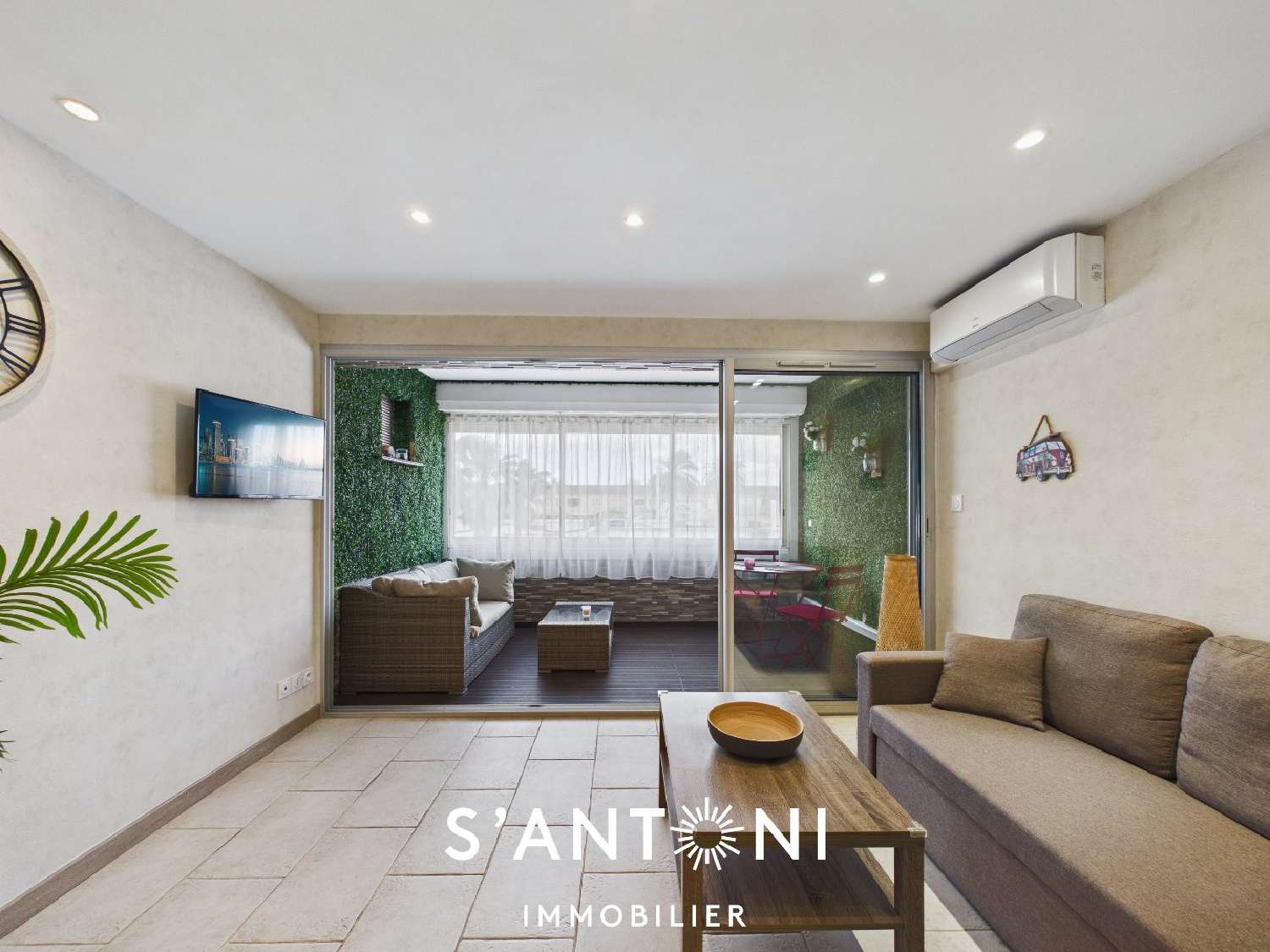  te koop appartement Vias Hérault 2