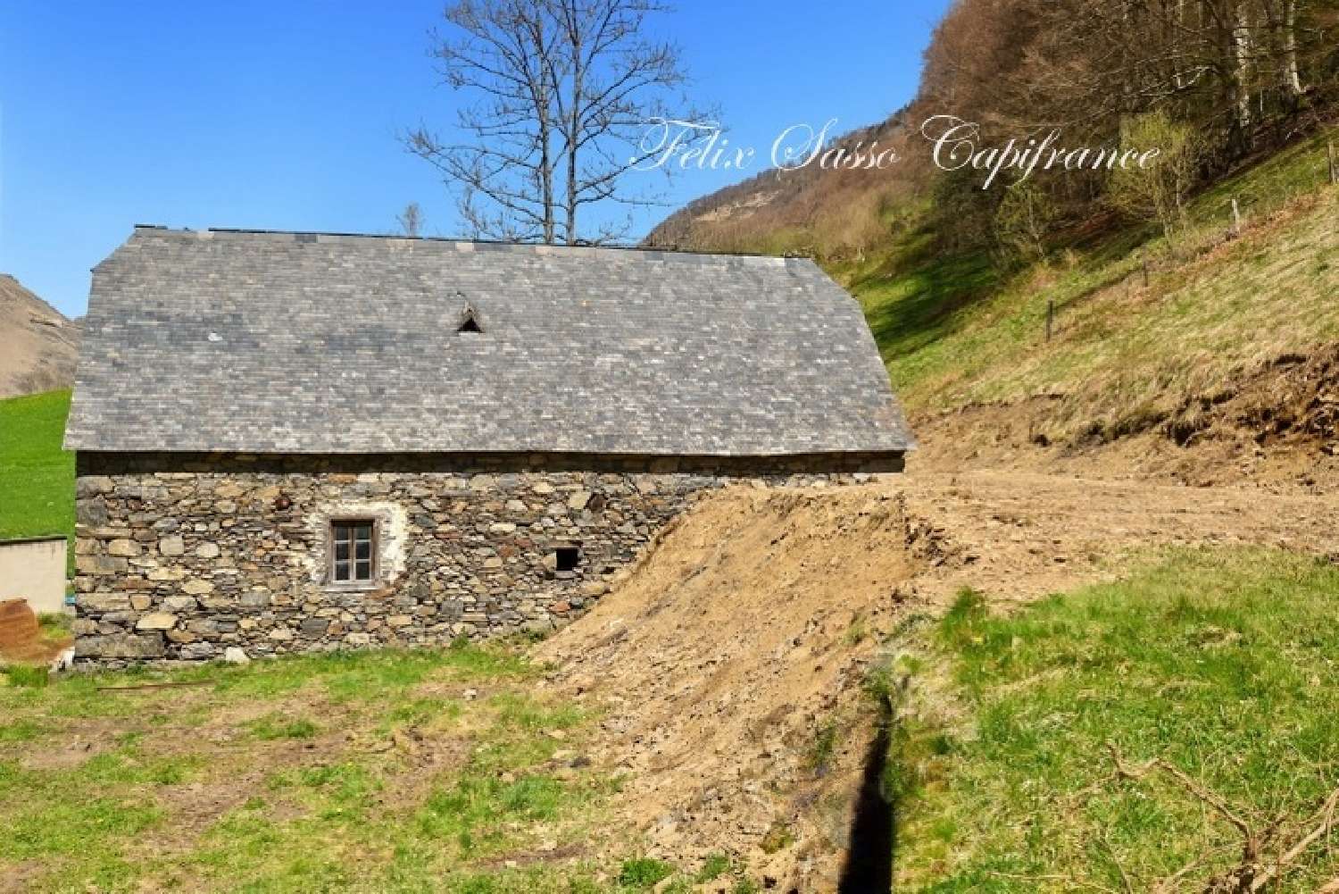  for sale barn Estaing Hautes-Pyrénées 6