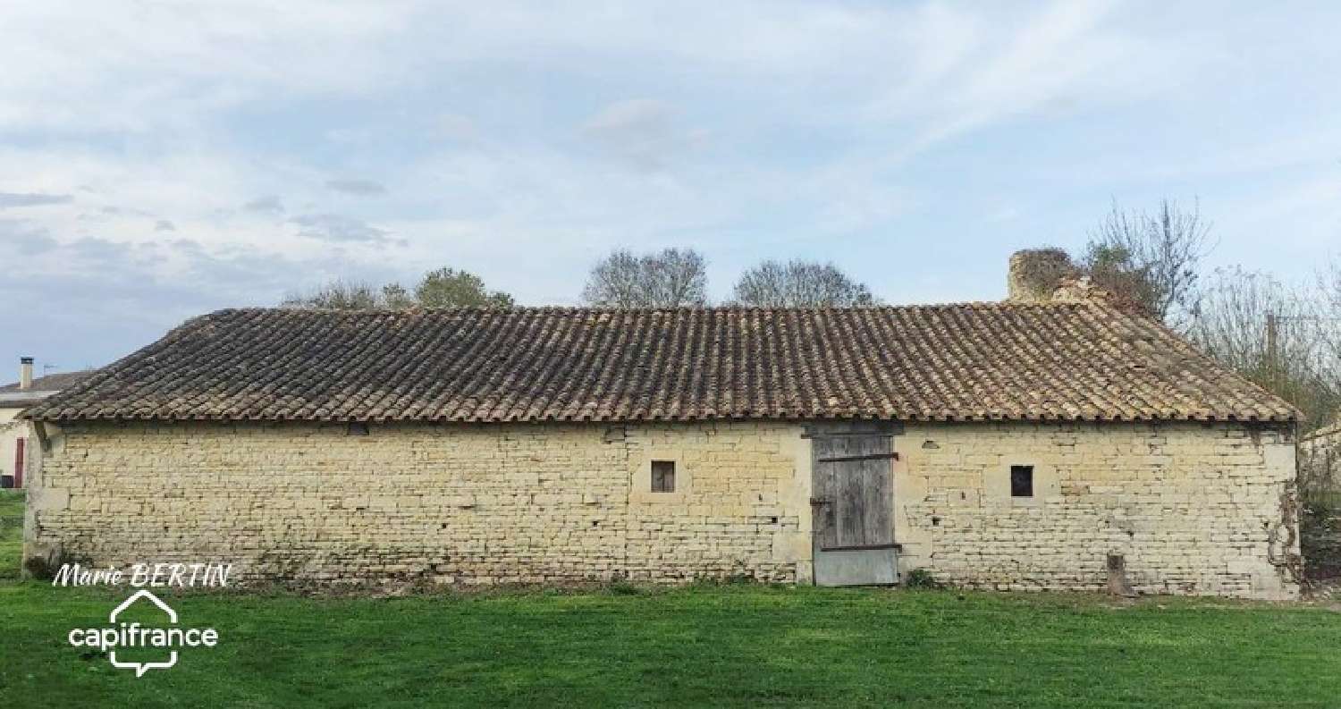  for sale barn Secondigné-sur-Belle Deux-Sèvres 1