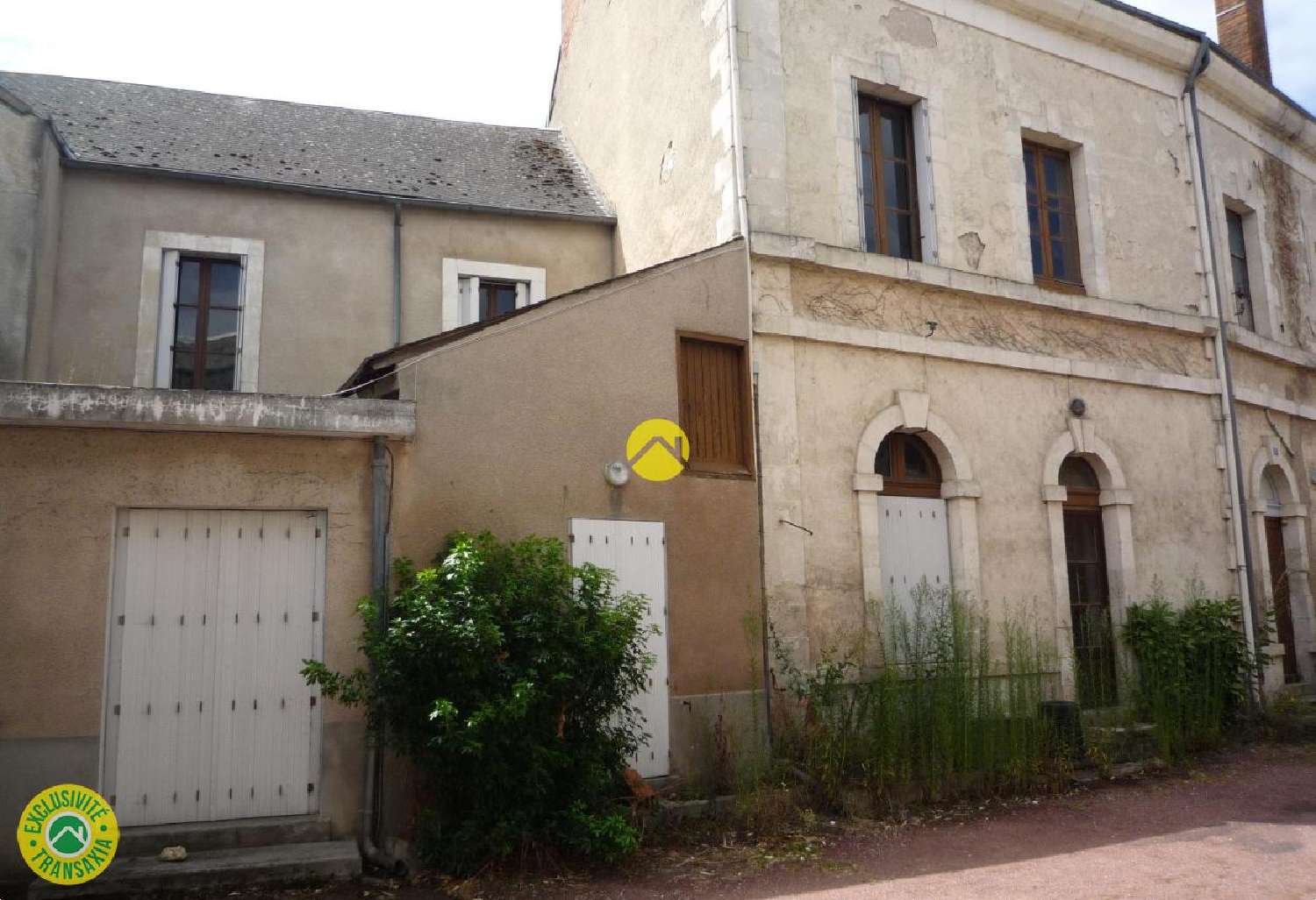  te koop gebouw Lureuil Indre 2