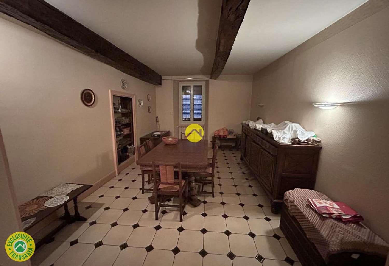 te koop gebouw Montmarault Allier 1