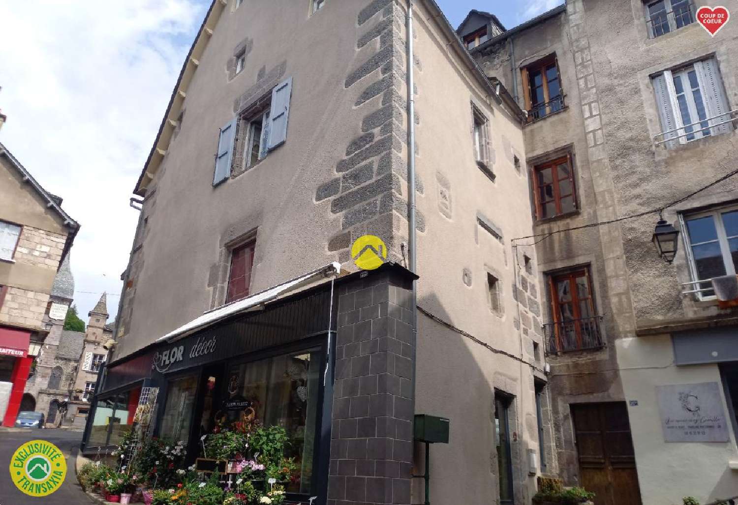 te koop gebouw Murat Cantal 2