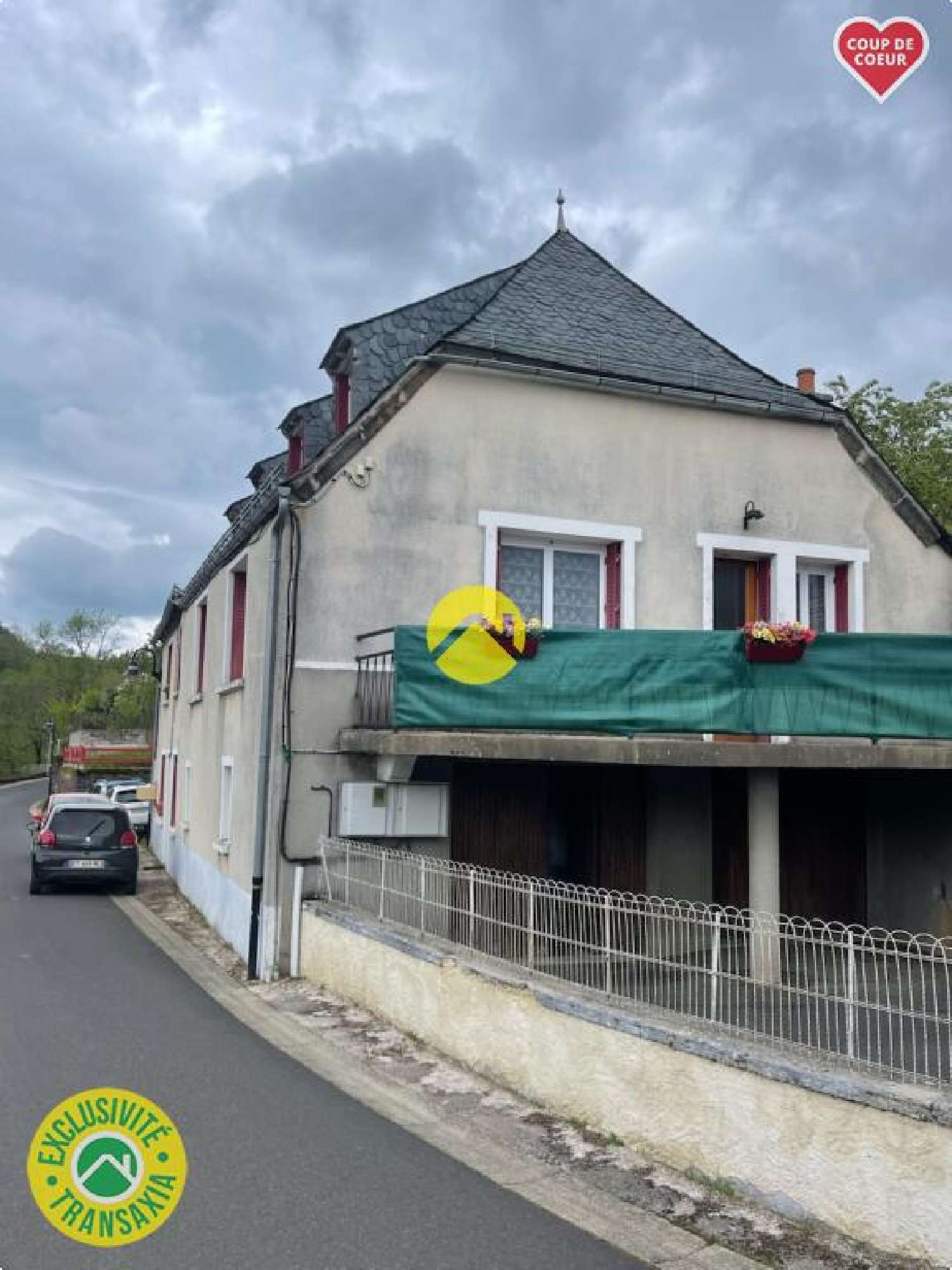  te koop gebouw Pierrefort Cantal 5