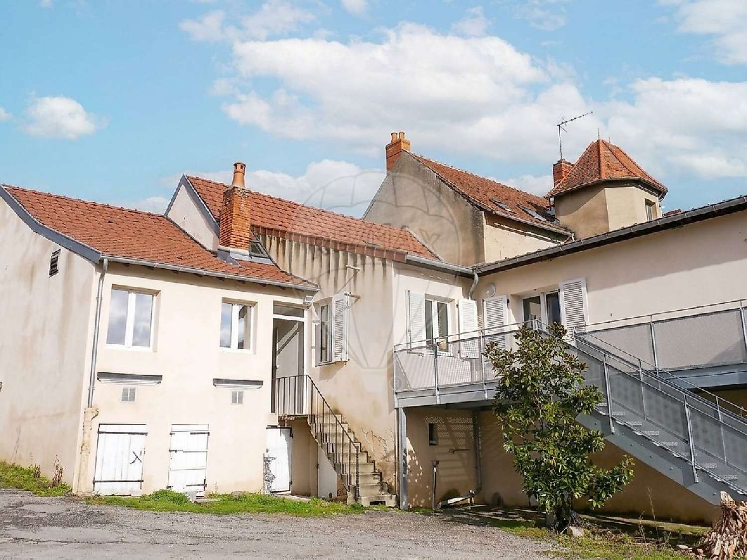 te koop gebouw Saint-Pourçain-sur-Sioule Allier 3