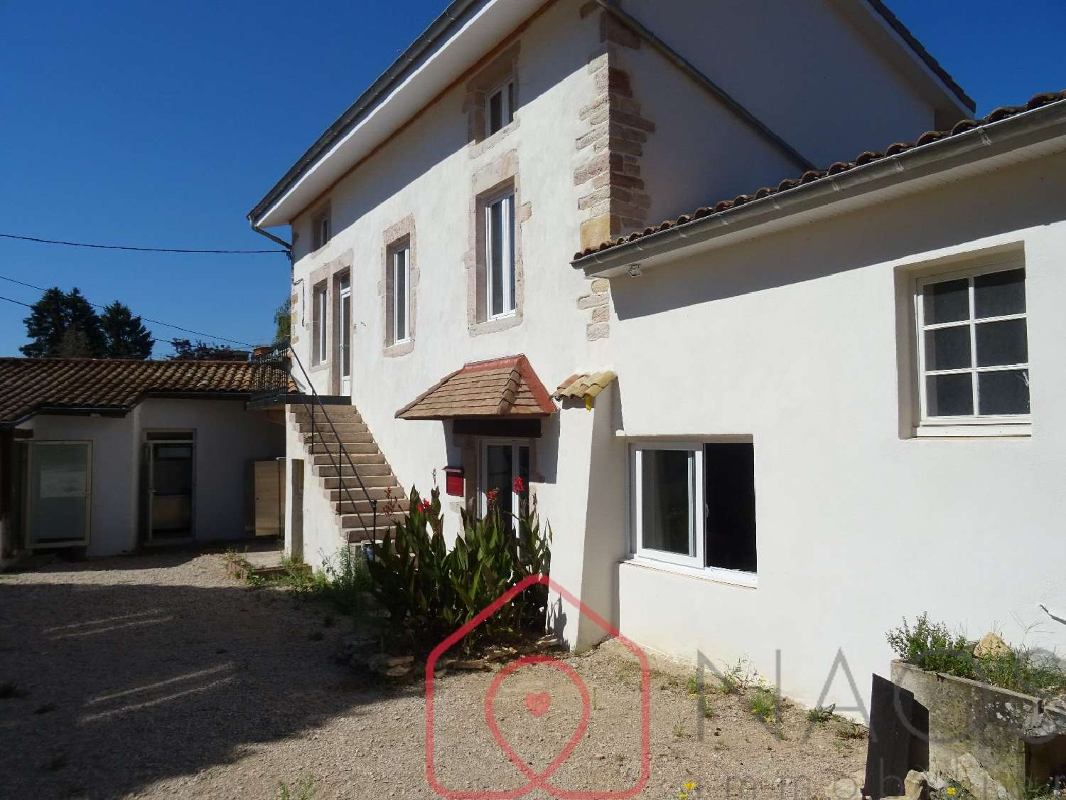  à vendre batiment Tournus Saône-et-Loire 5