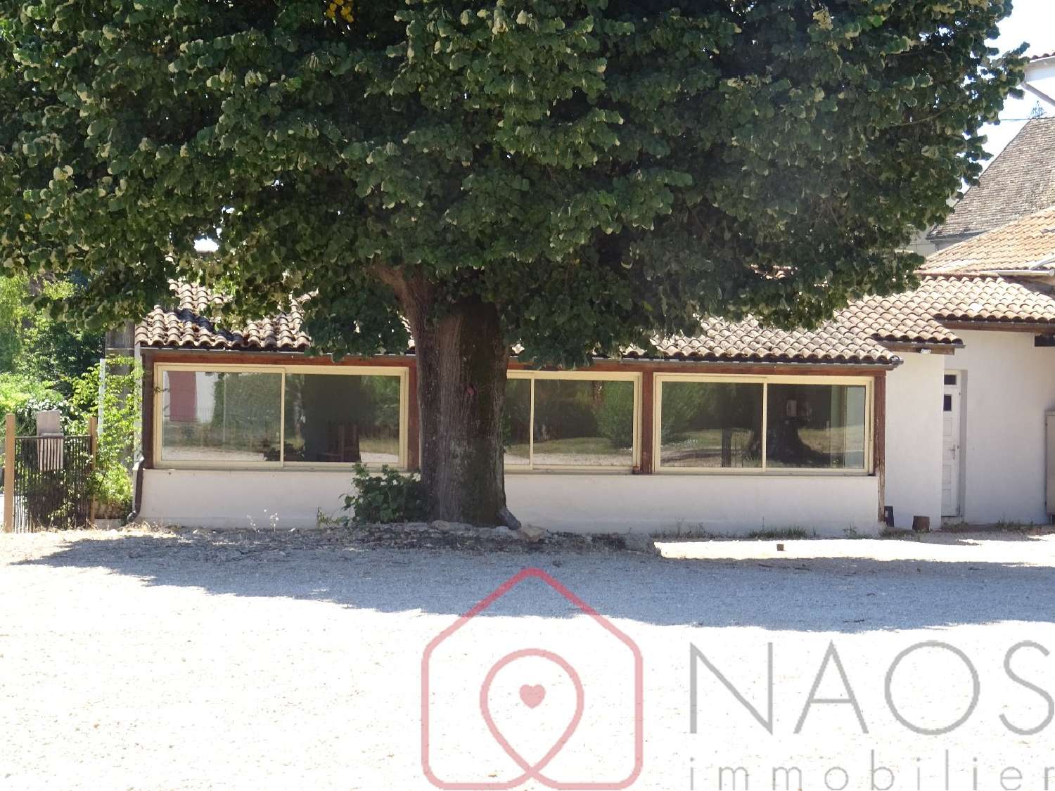 for sale building Tournus Saône-et-Loire 4