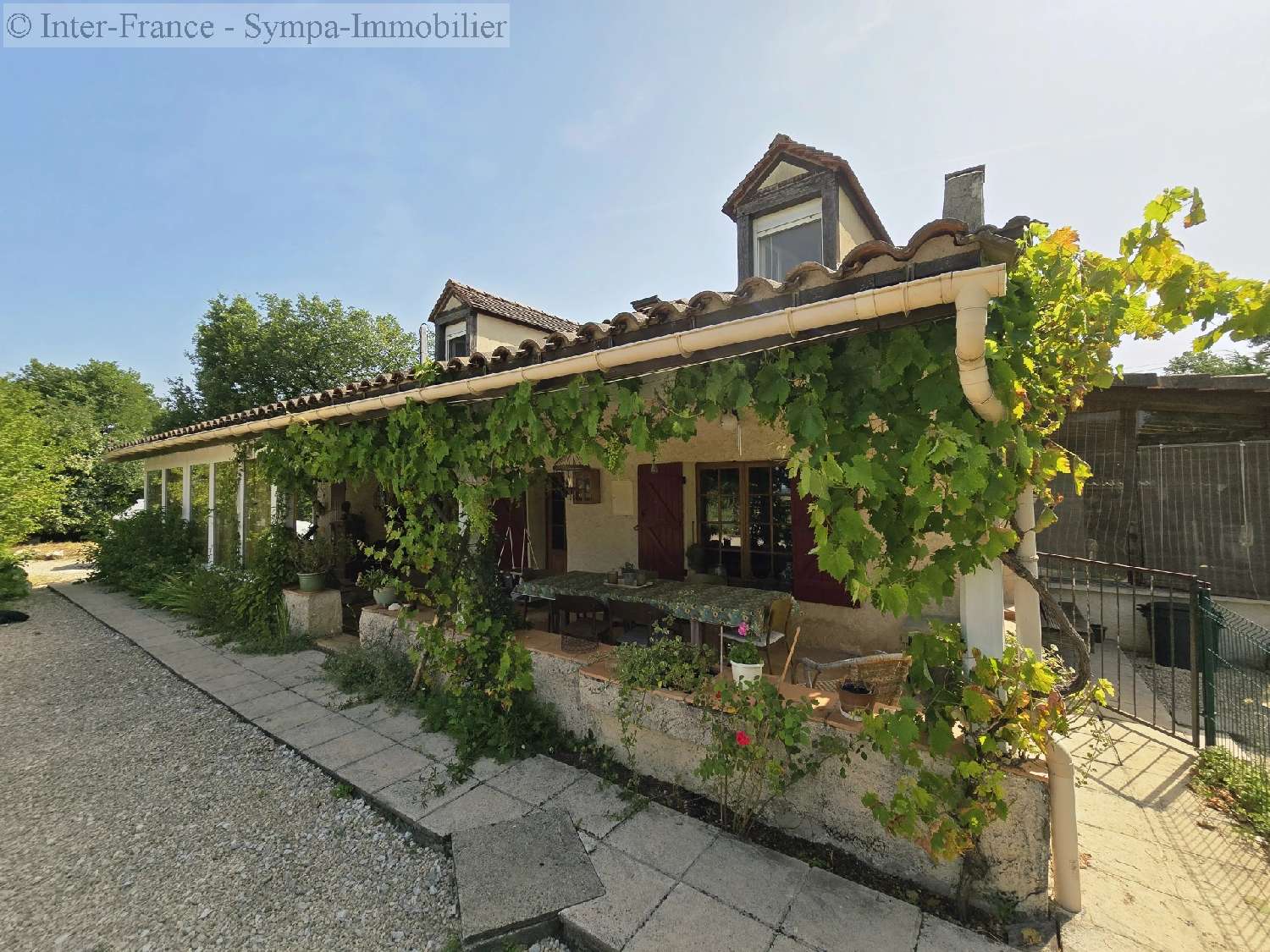  à vendre camping Puysserampion Lot-et-Garonne 3