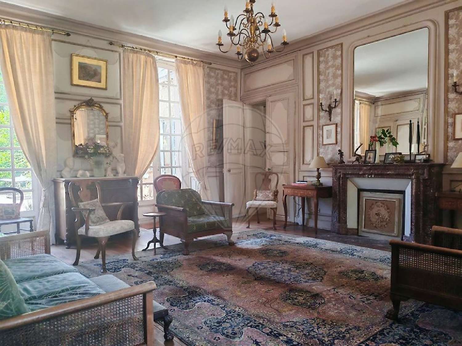  te koop kasteel Cérilly Allier 7