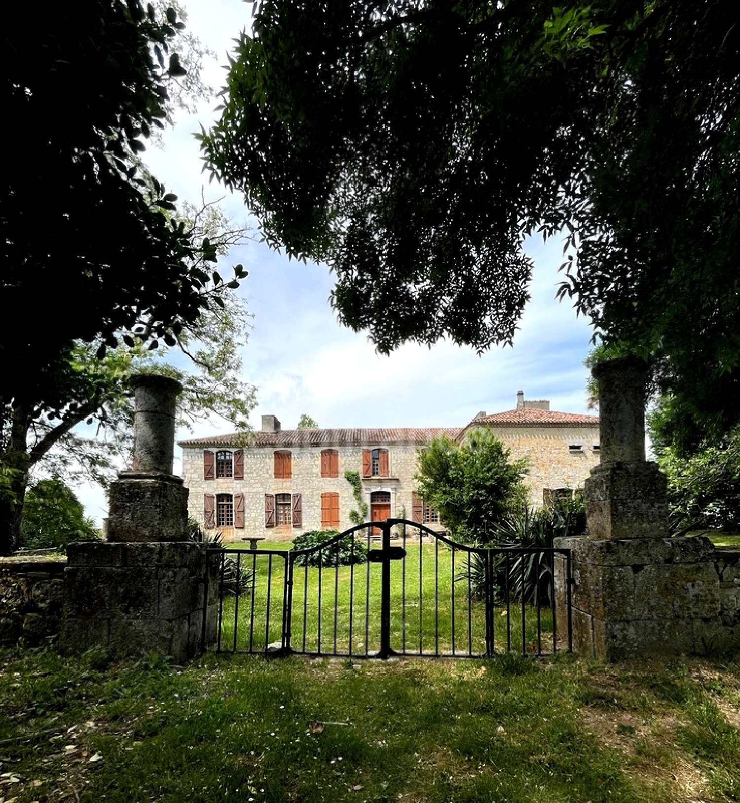  for sale castle Saint-Clar Gers 3