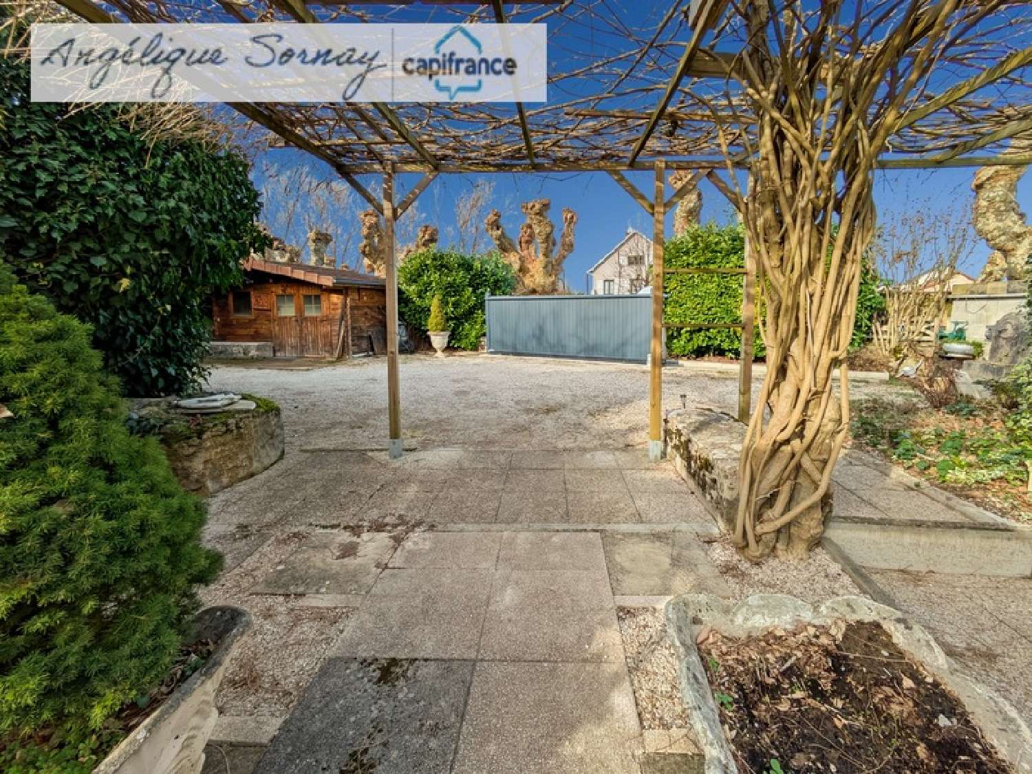 à vendre maison de ville Bletterans Jura 2