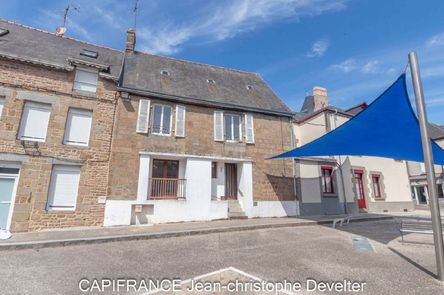  en venta casa urbana Gorron Mayenne 1