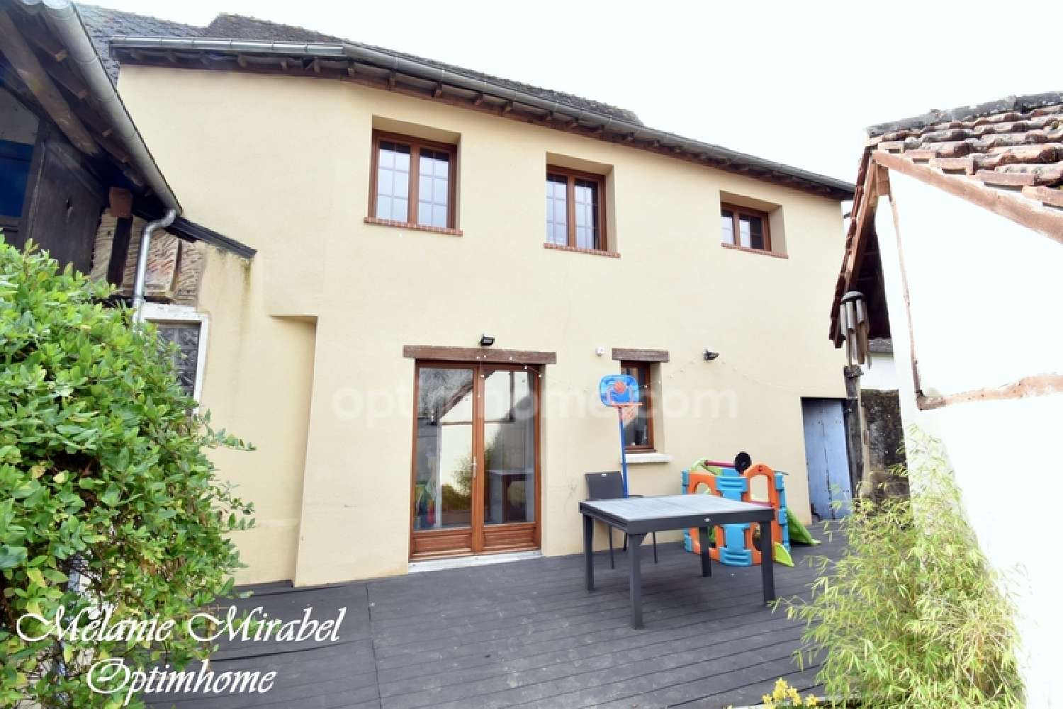 à vendre maison de ville La Guéroulde Eure 2
