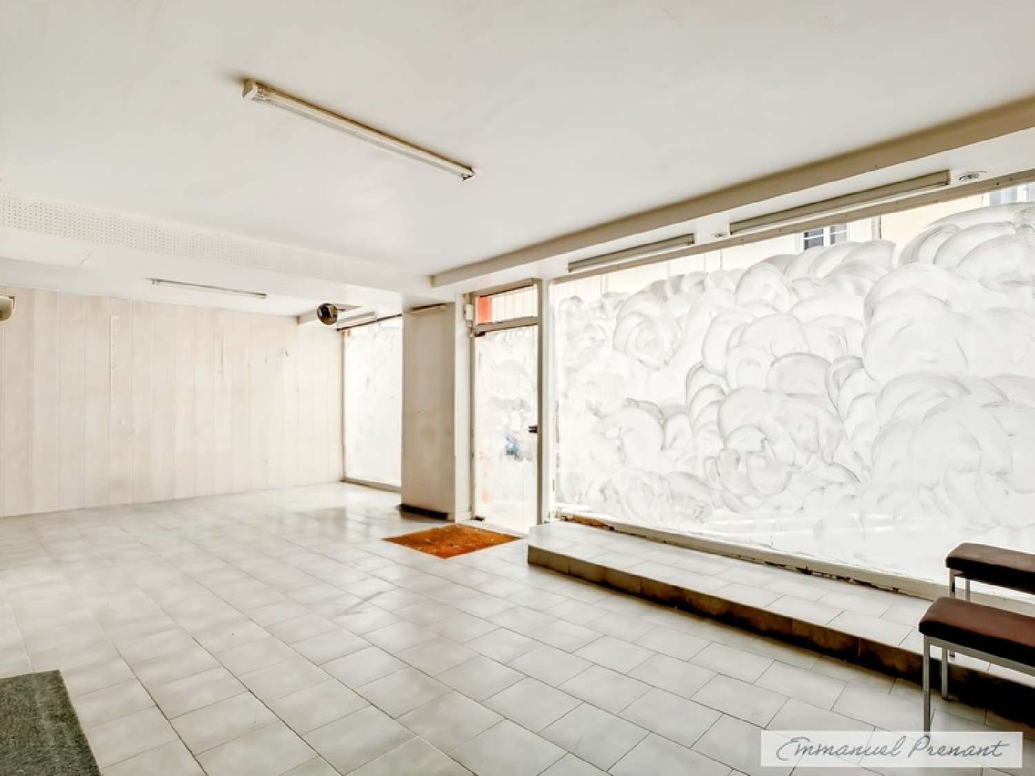 for sale commercial Bessé-sur-Braye Sarthe 2