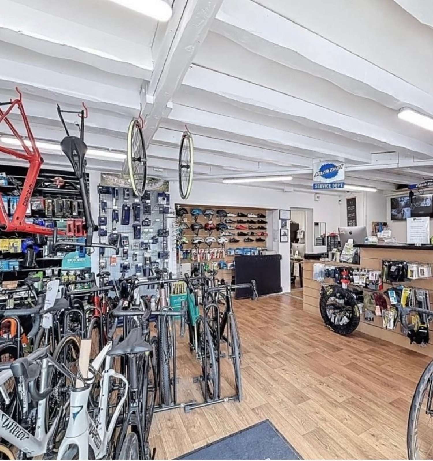  for sale commercial Biganos Gironde 2